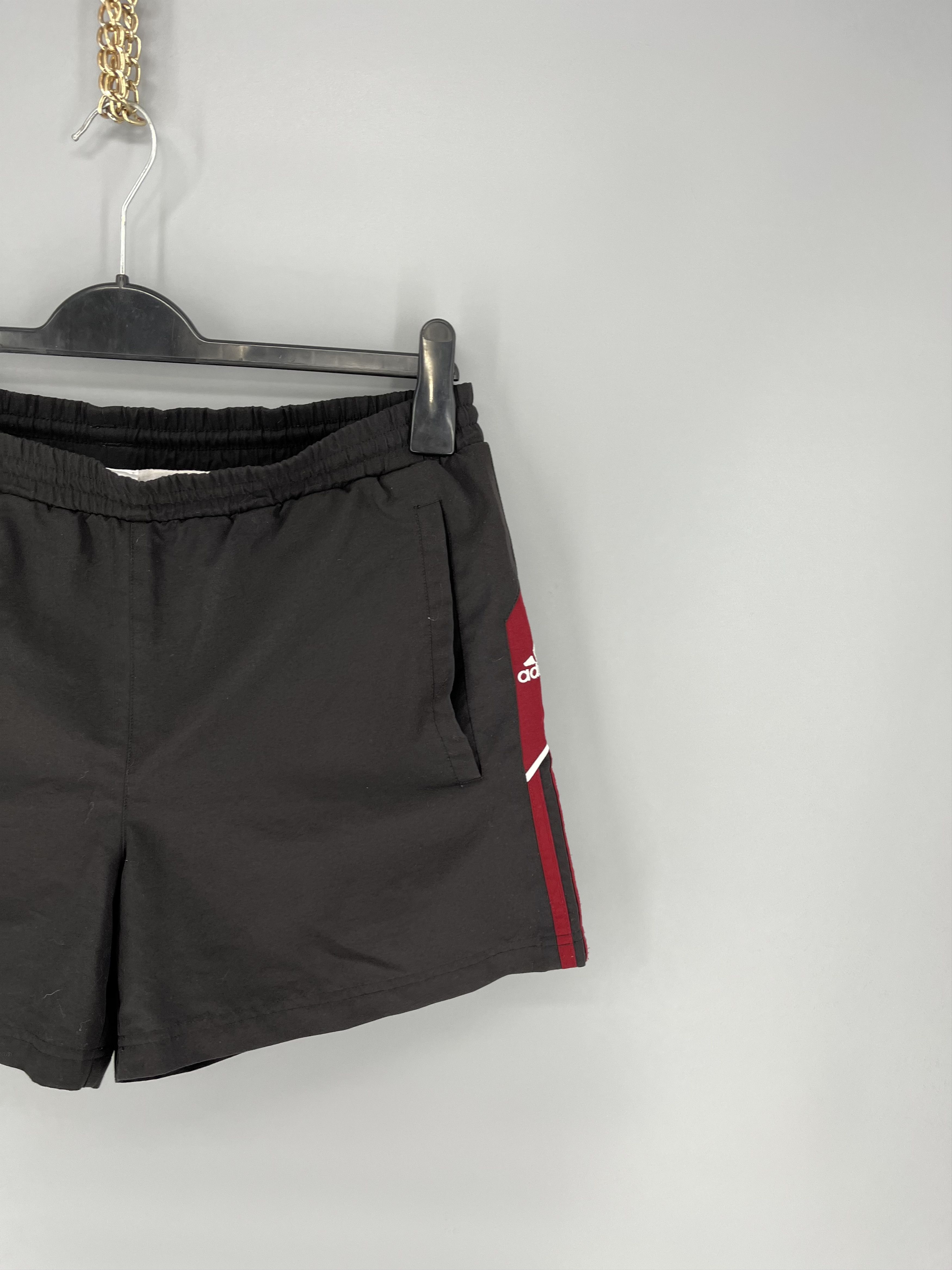 Adidas 90s Vintage Adidas Black Nylon Mini Logo Shorts Travis Style Size US 34 / EU 50 - 5 Thumbnail