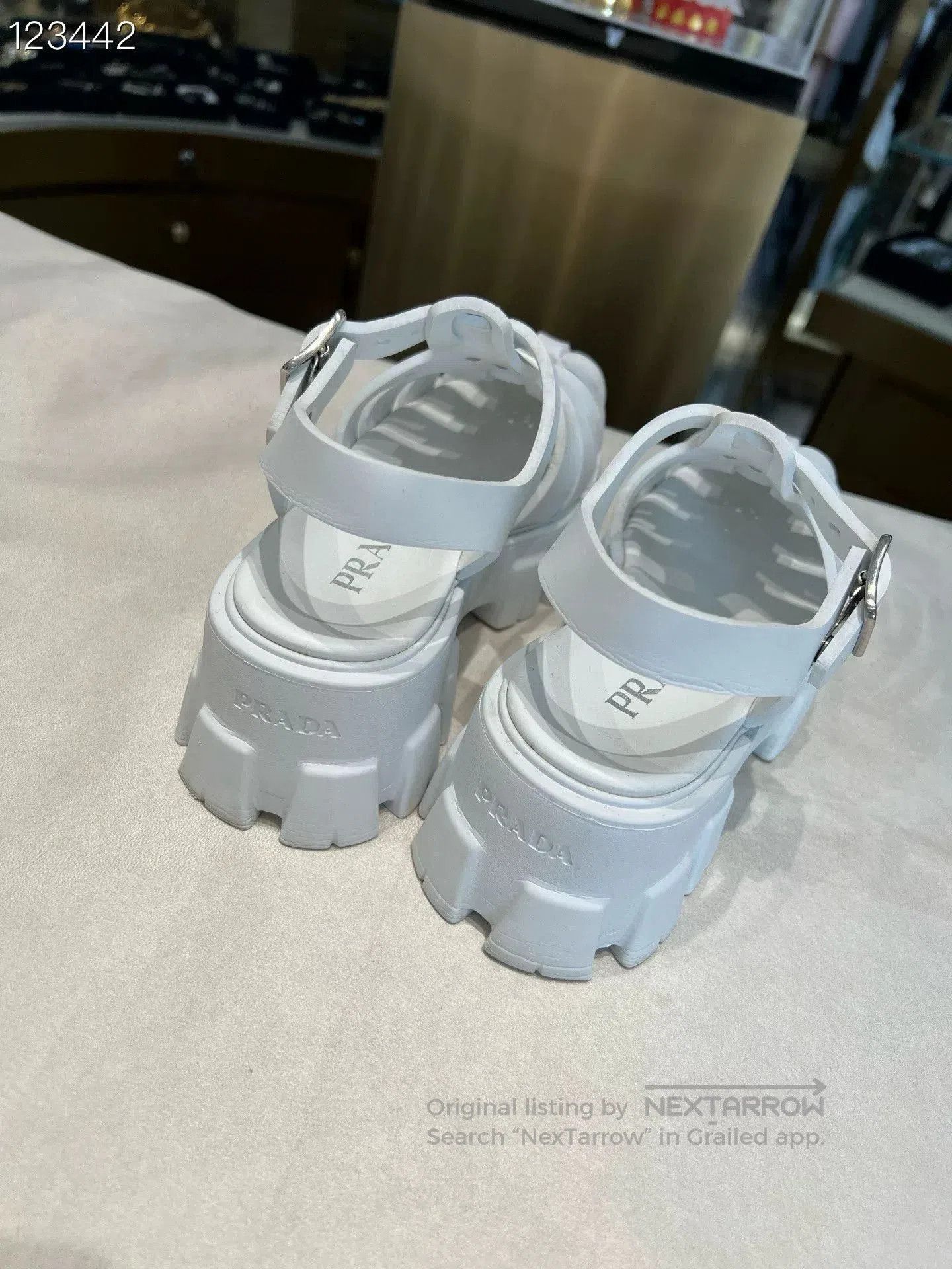 Prada Prada White Platform Sandals 36. Size US 5 / IT 35 - 4 Thumbnail