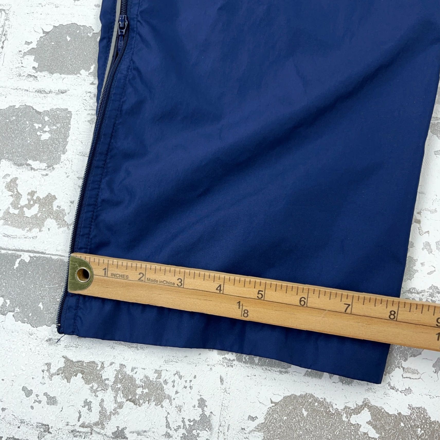 Nike Vintage Nike Pants Women L Navy Blue Track Pants Windbreakers Baggy Y2K 2000s Size 36" / US 14 / IT 50 - 5 Thumbnail