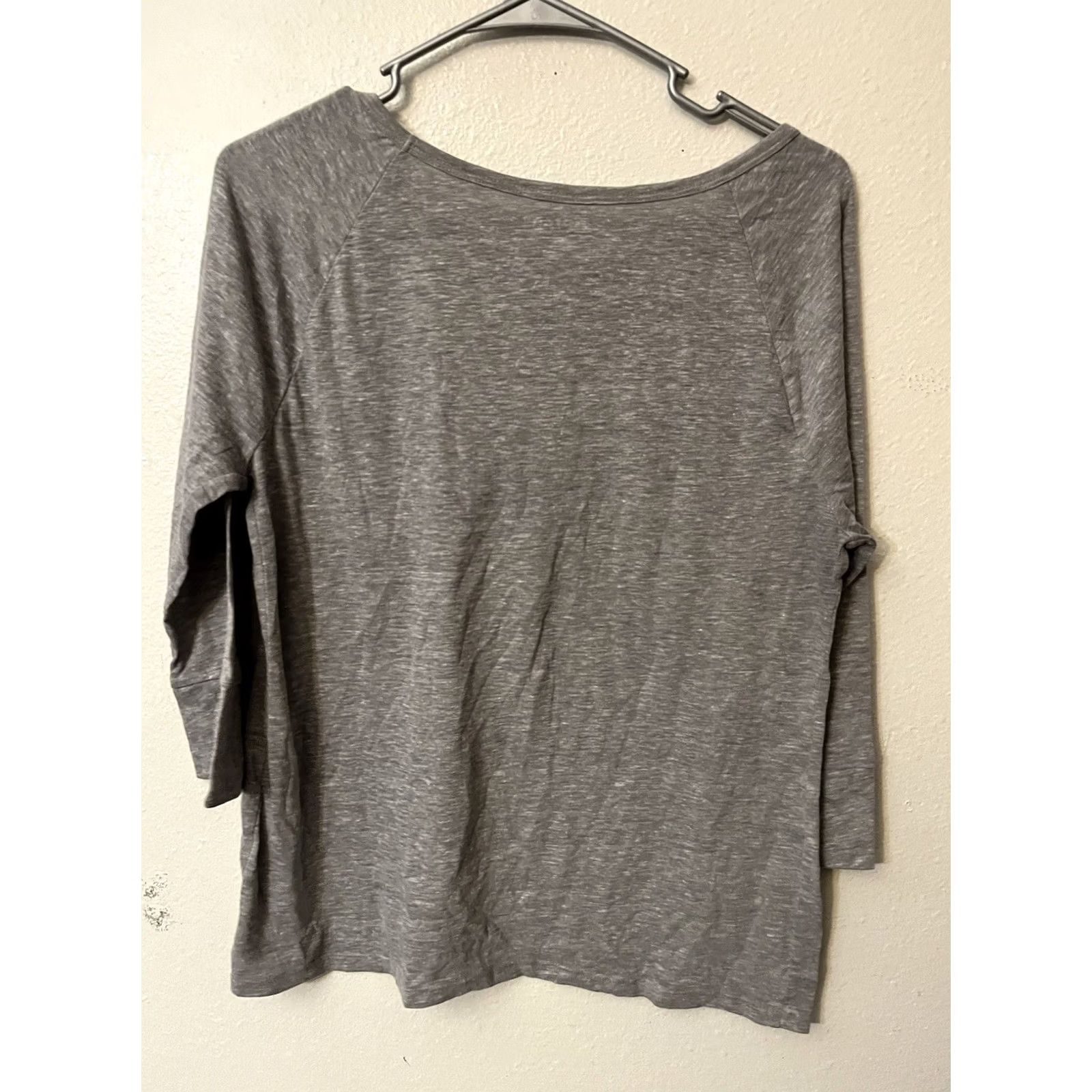 Old Navy Old Navy T-Shirt Women's Size Large Gray Waffle 3/4 Sleeve Crew Neck Tee Size L / US 10 / IT 46 - 3 Thumbnail