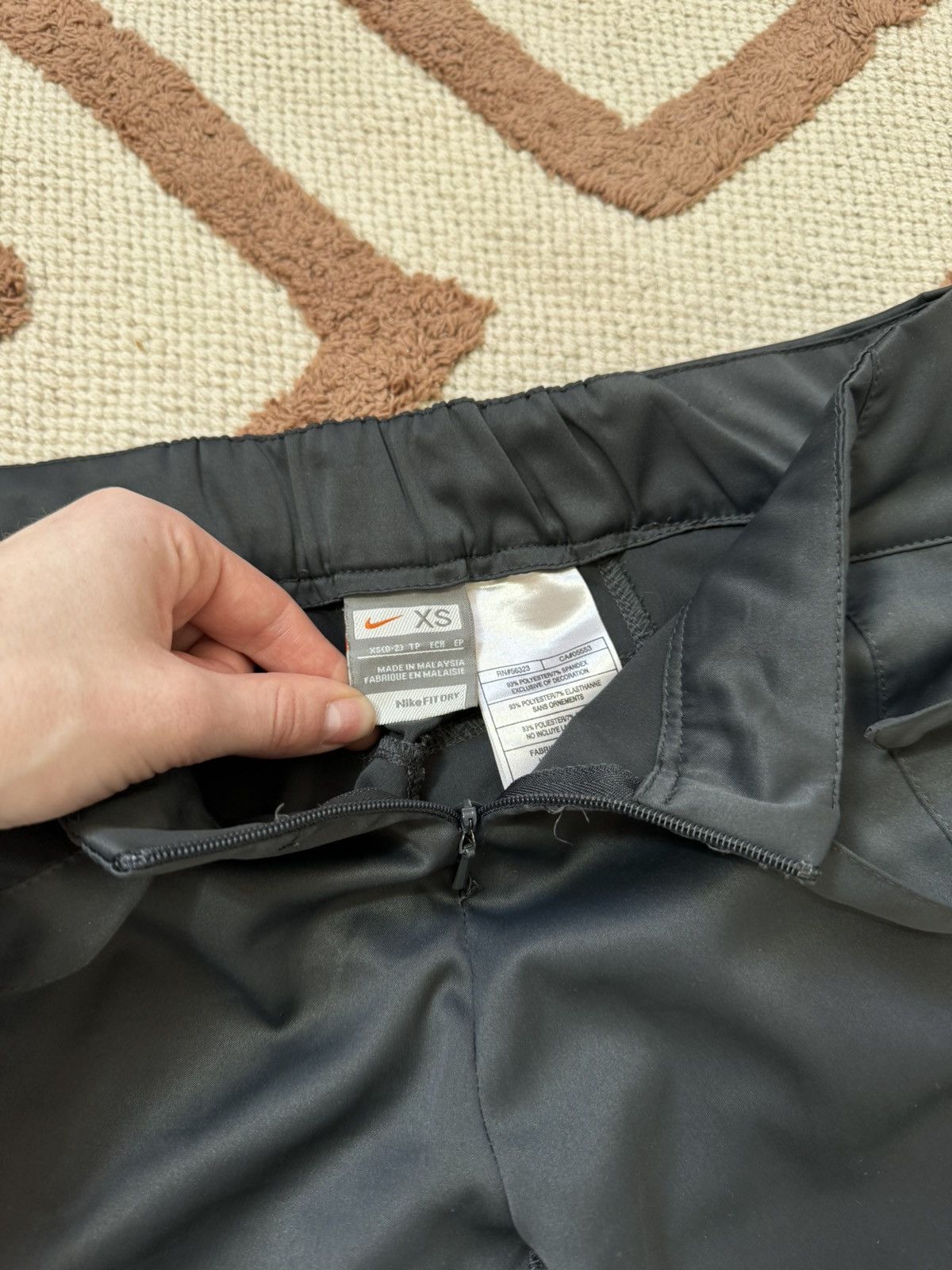 Nike VINTAGE NIKE NYLON DRAWSTRING PANTS Size 28" / US 6 / IT 42 - 6 Thumbnail