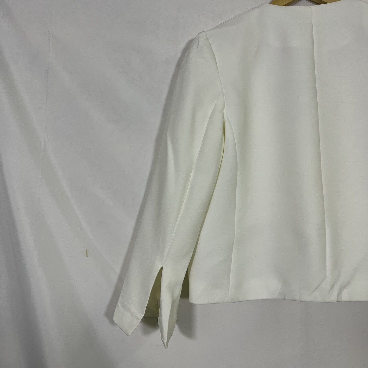 Zara ZARA CREAM/IVORY CROPPED BLAZER Size M / US 6-8 / IT 42-44 - 7 Thumbnail