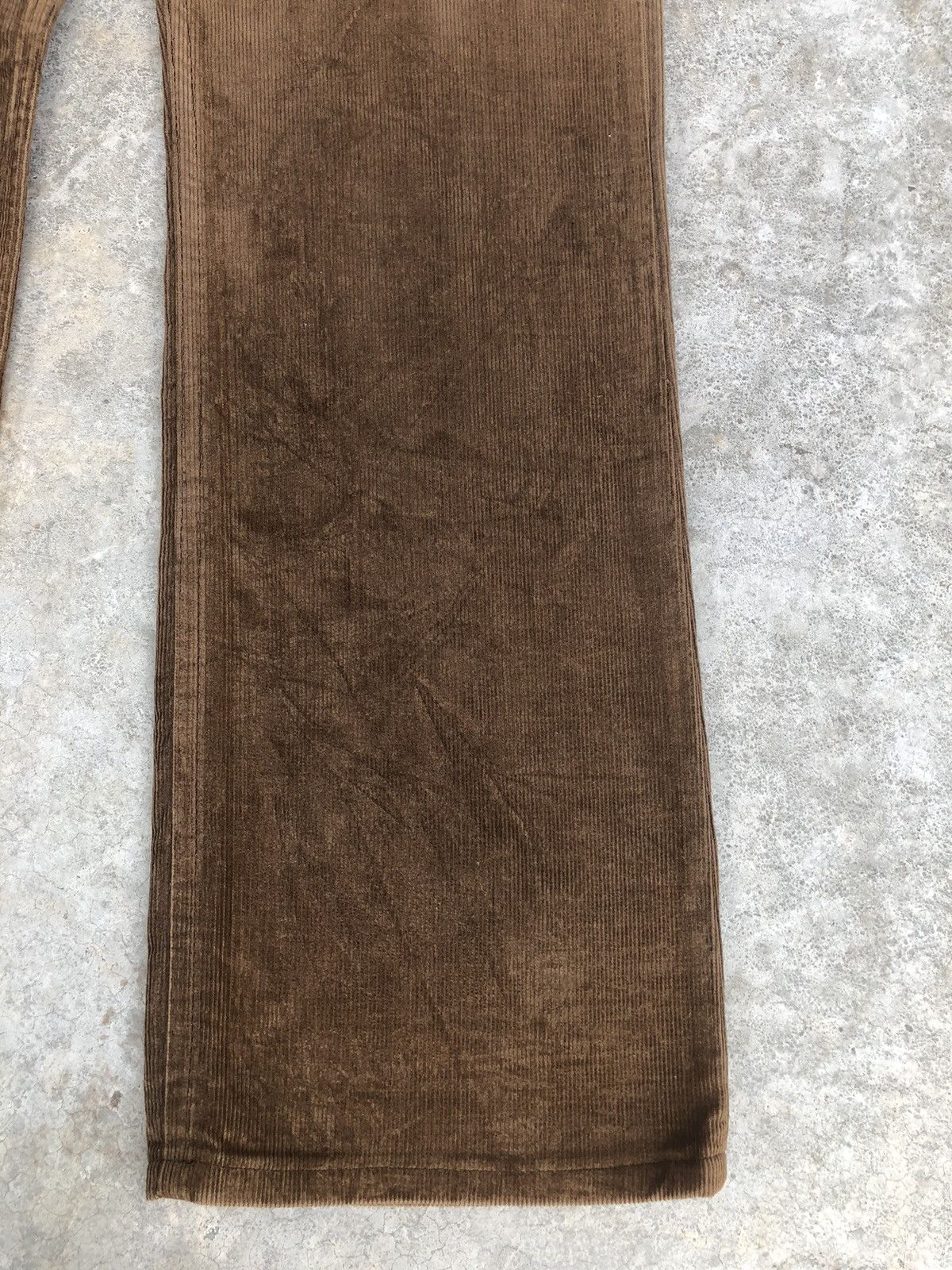 Vintage Vintage 80’s Levi’s Corduroy Pants Flared Jeans 517 Size US 32 / EU 48 - 5 Thumbnail