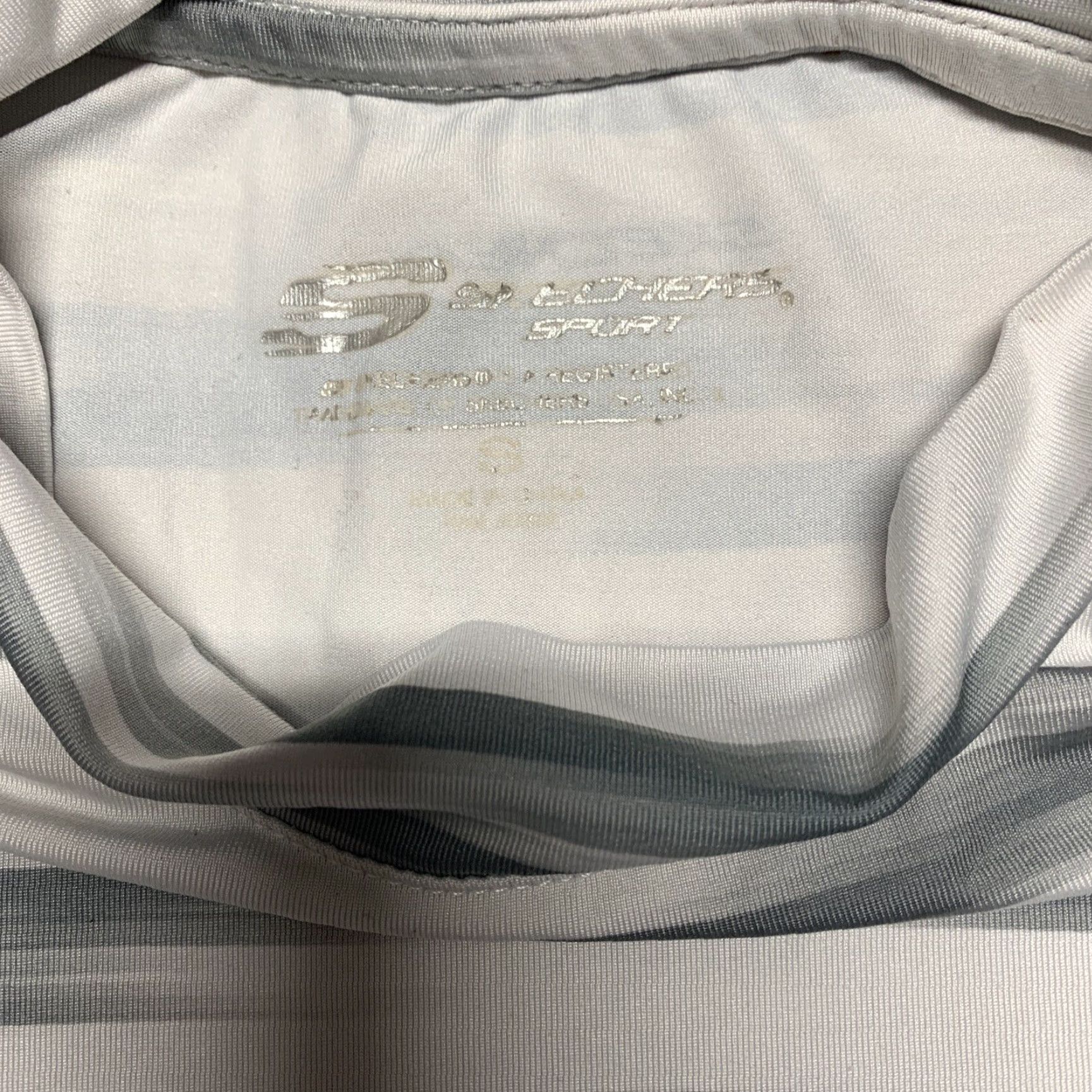 SKECHERS Skechers Pullover Sport Shirt Men’s Small White Gray Silver Athletic Shirt Size US S / EU 44-46 / 1 - 3 Thumbnail