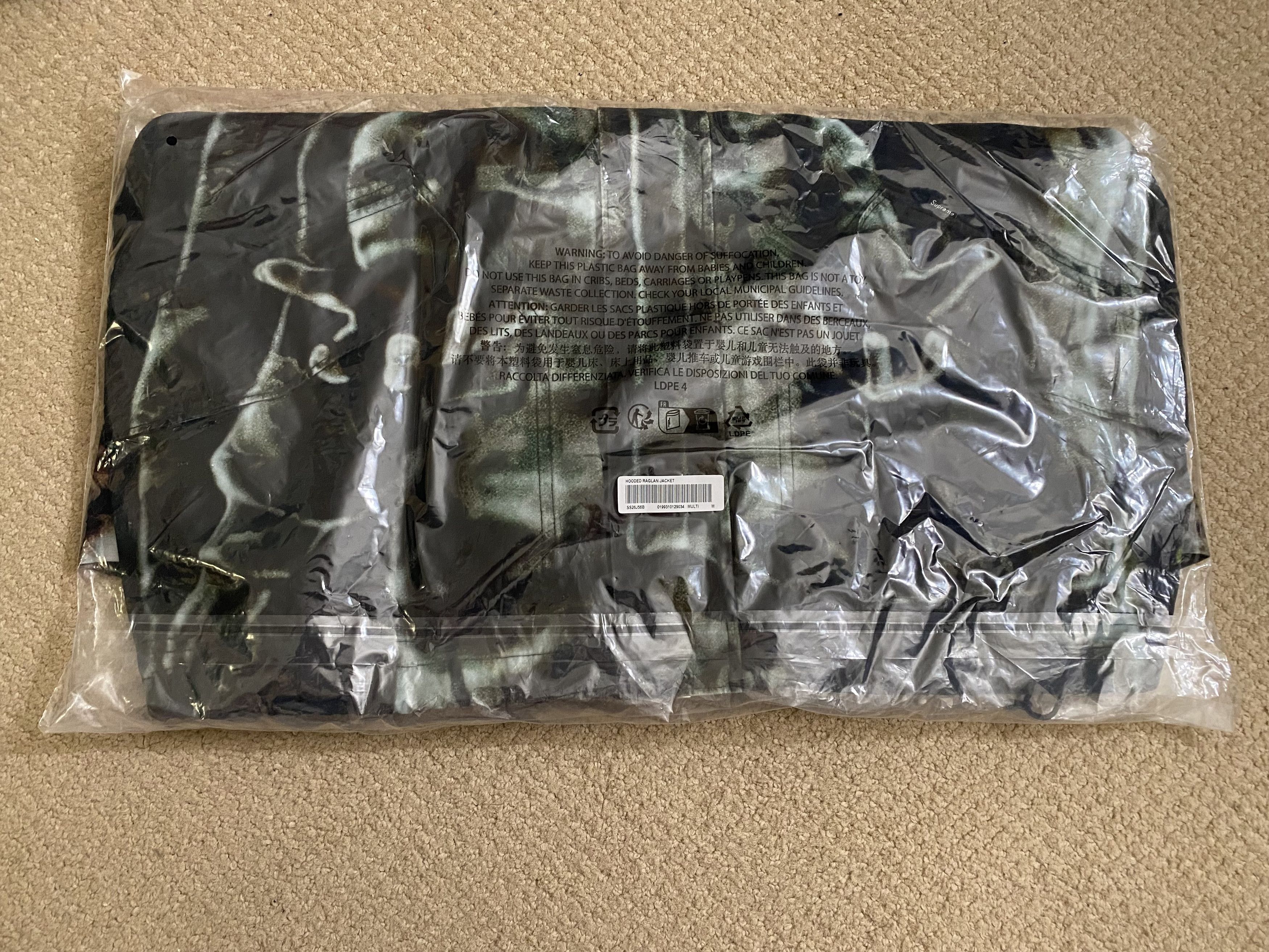 Supreme Supreme Hooded Raglan Jacket Art Dealer Size US M / EU 48-50 / 2 - 6 Thumbnail