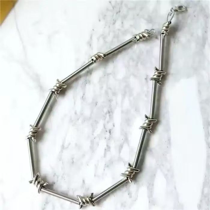 Jewelry × Vintage Barbed Wire Chrome Necklace Spike Post Punk Chain Size ONE SIZE - 3 Thumbnail