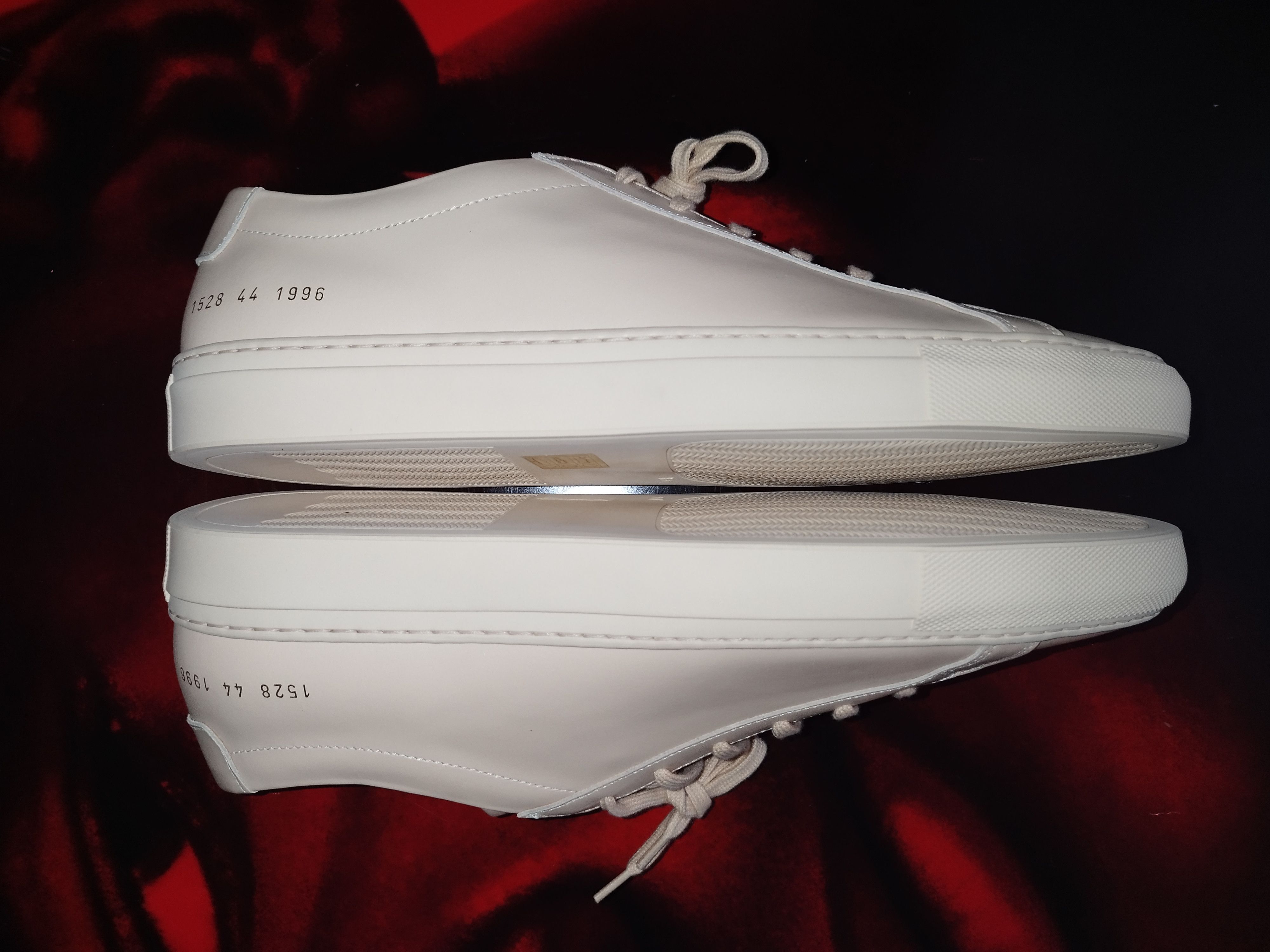 Common Projects Common Projects Original Achilles Low Size US 11 / EU 44 - 9 Thumbnail