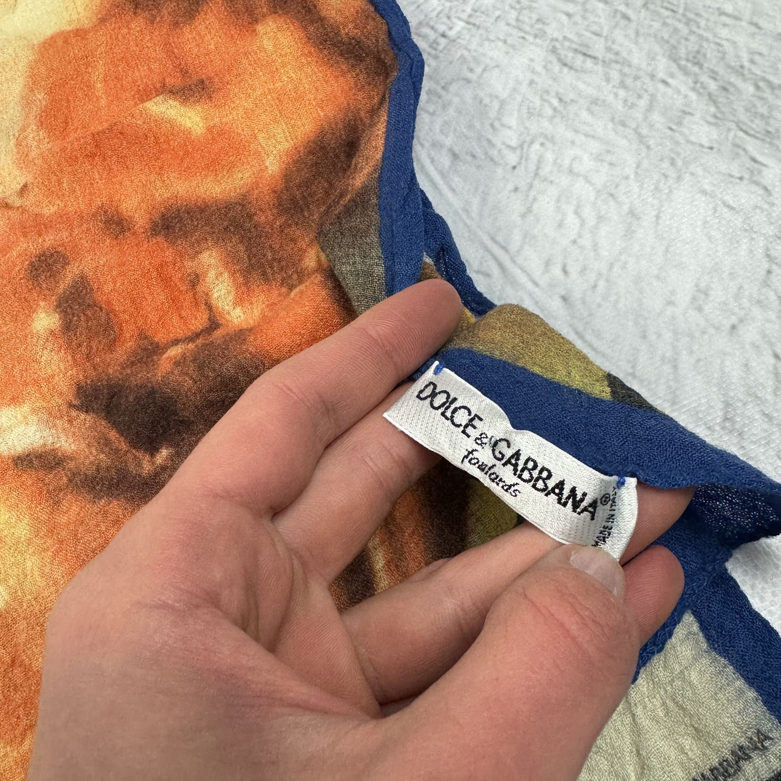 Dolce & Gabbana Dolce & Gabbana Foulards Waitress VIntage Printed Scarf Size ONE SIZE - 3 Thumbnail