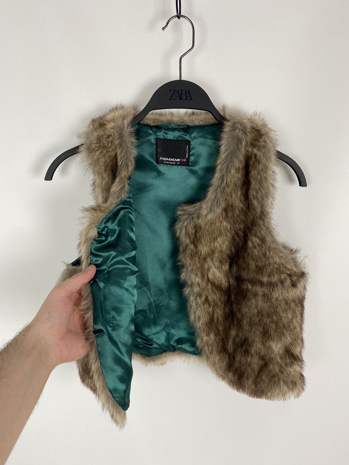 Vintage Y2K Fishbone Beige Faux Fur Cropped Vest Size XS / US 0-2 / IT 36-38 - 7 Thumbnail