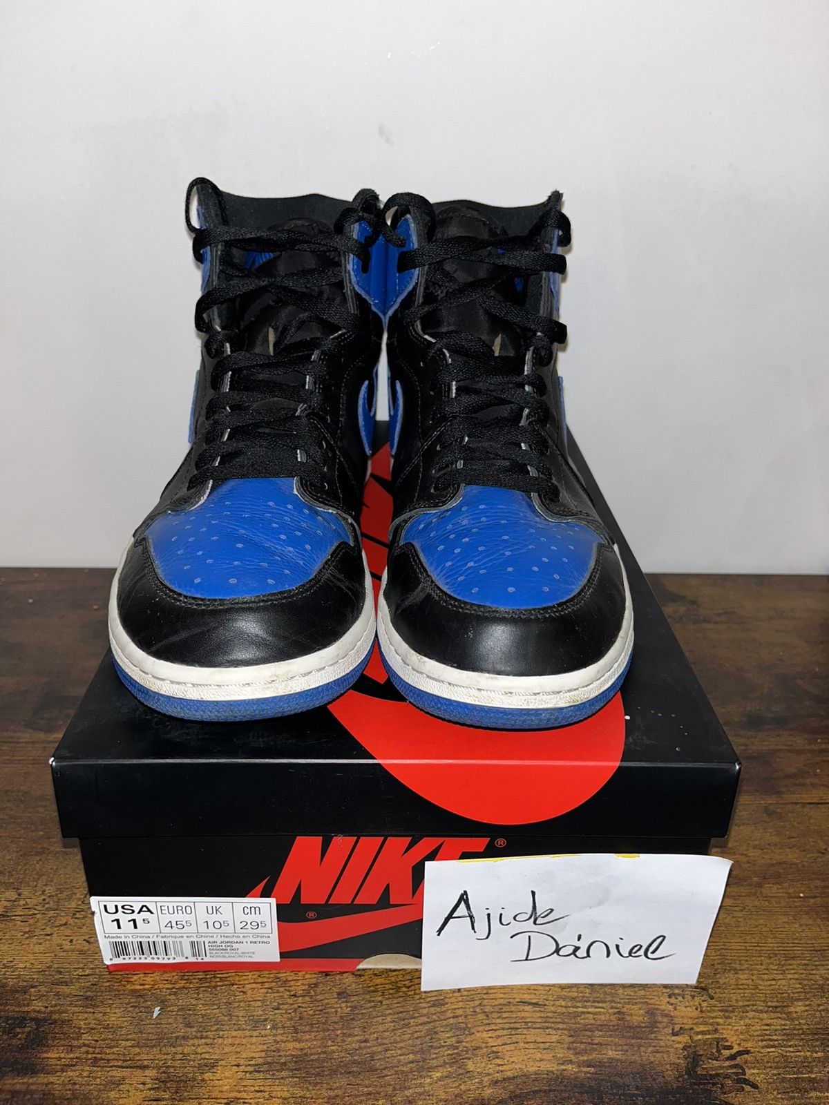 Jordan Brand × Nike Jordan 1 Retro High OG Royal Size US 11.5 / EU 44-45 - 2 Thumbnail
