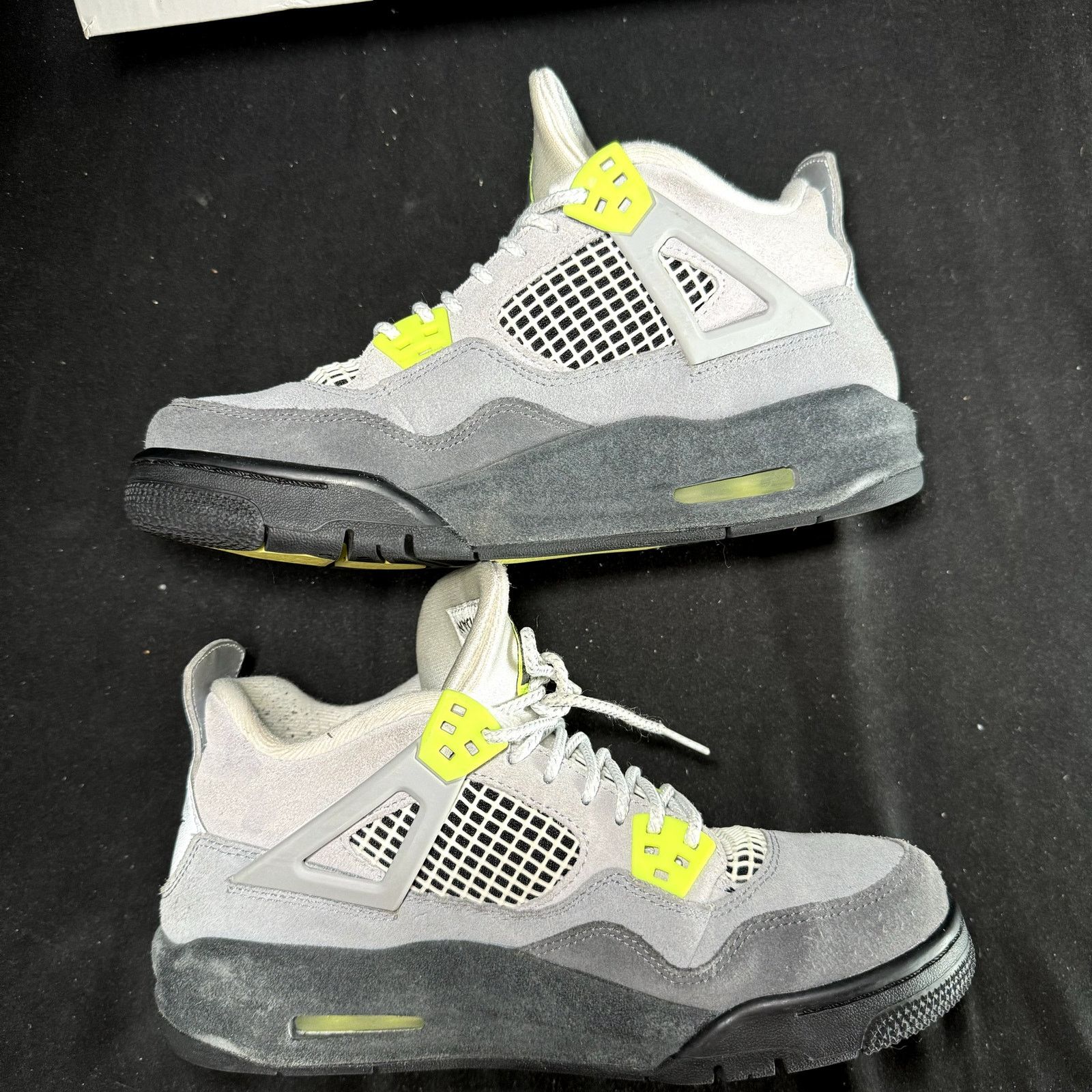 Jordan Brand × Nike Size 6.5 - Air Jordan 4 Retro SE GS Neon 95 2020 Men's Shoes Size US 6.5 / EU 39-40 - 4 Thumbnail