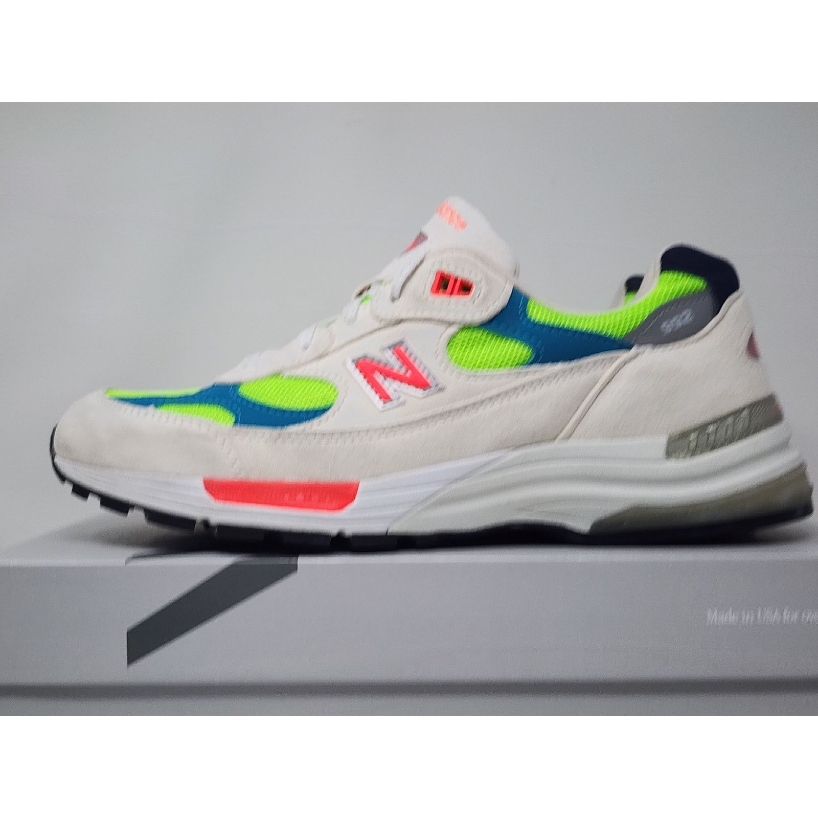 New Balance 992 WHITE NEON M992DA Size 8 WORN