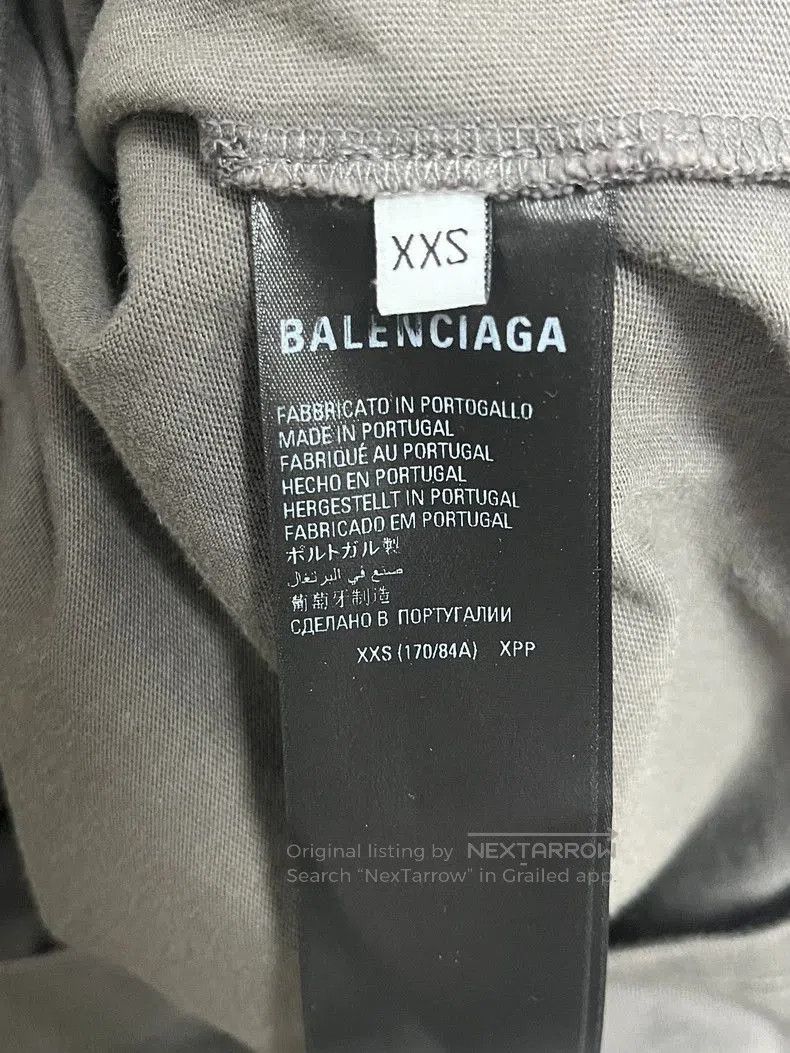Balenciaga Balenciaga FW22 Gray Distressed Print Tee. Size US XXS / EU 40 - 7 Thumbnail