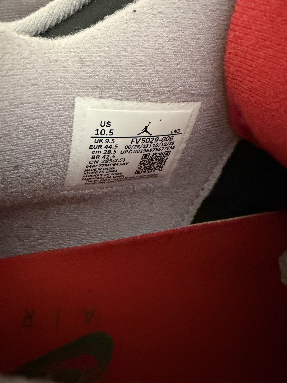 Jordan Brand Air Jordan Bred 4 Reimagined Size 10.5 Size US 10.5 / EU 43-44 - 6 Thumbnail