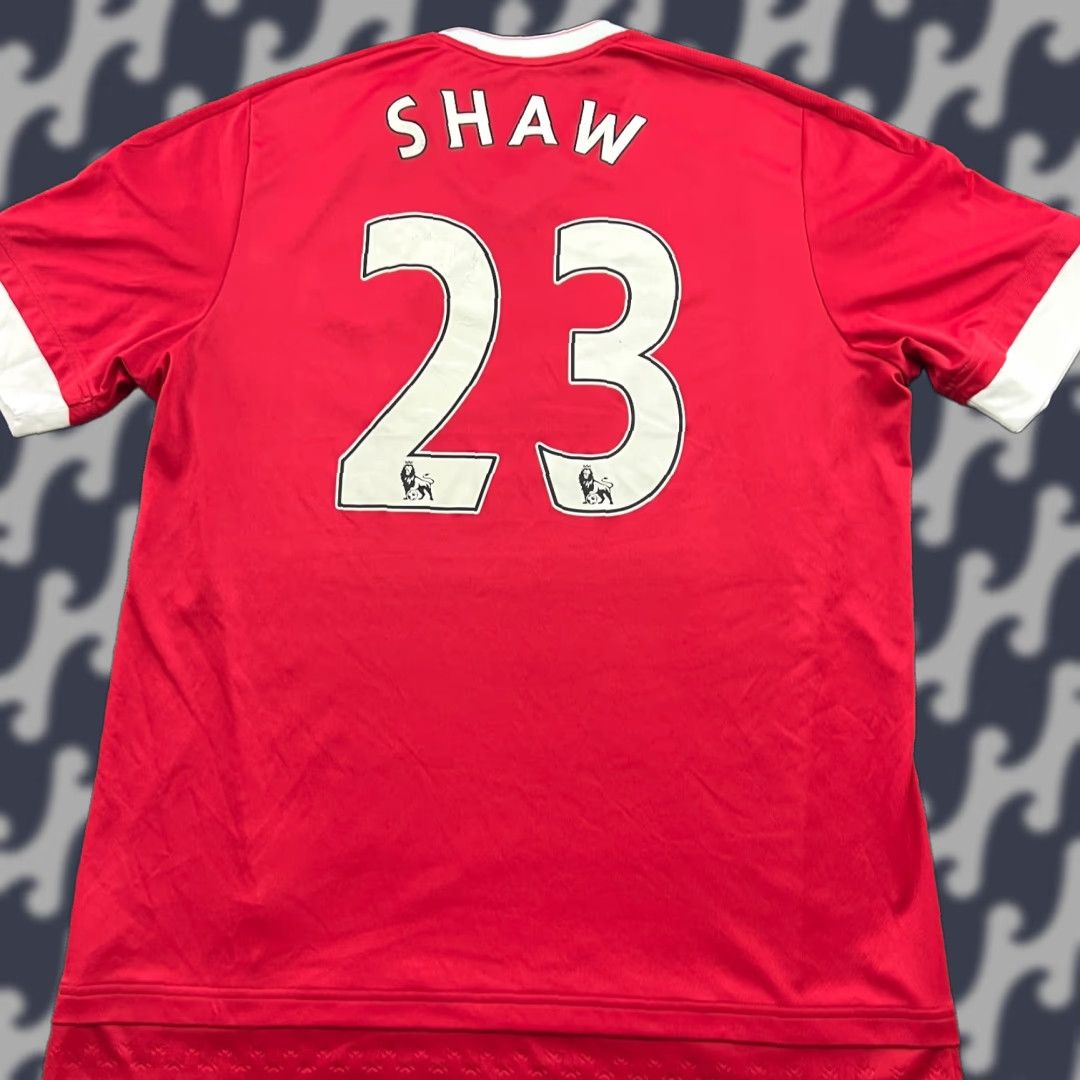 Adidas adidas Manchester United 2015-2016 Luke Shaw #23 Home Mens Football Jersey L Red Adidas Size US L / EU 52-54 / 3 - 1 Thumbnail