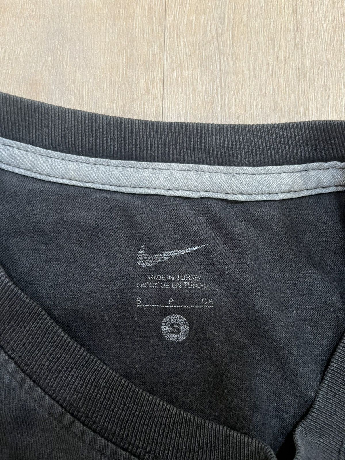 Supreme Nike Airmax Shirt Size US S / EU 44-46 / 1 - 3 Thumbnail