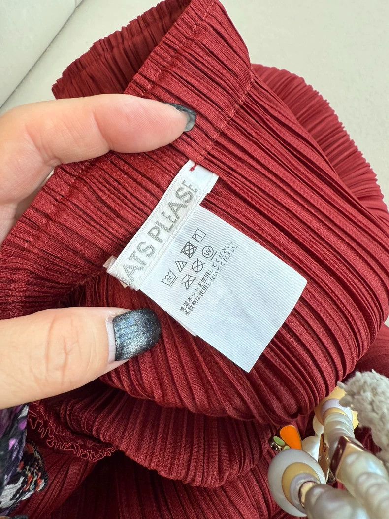 Issey Miyake Issey Miyake size:one size Red pleated vest Size S / US 4 / IT 40 - 4 Thumbnail