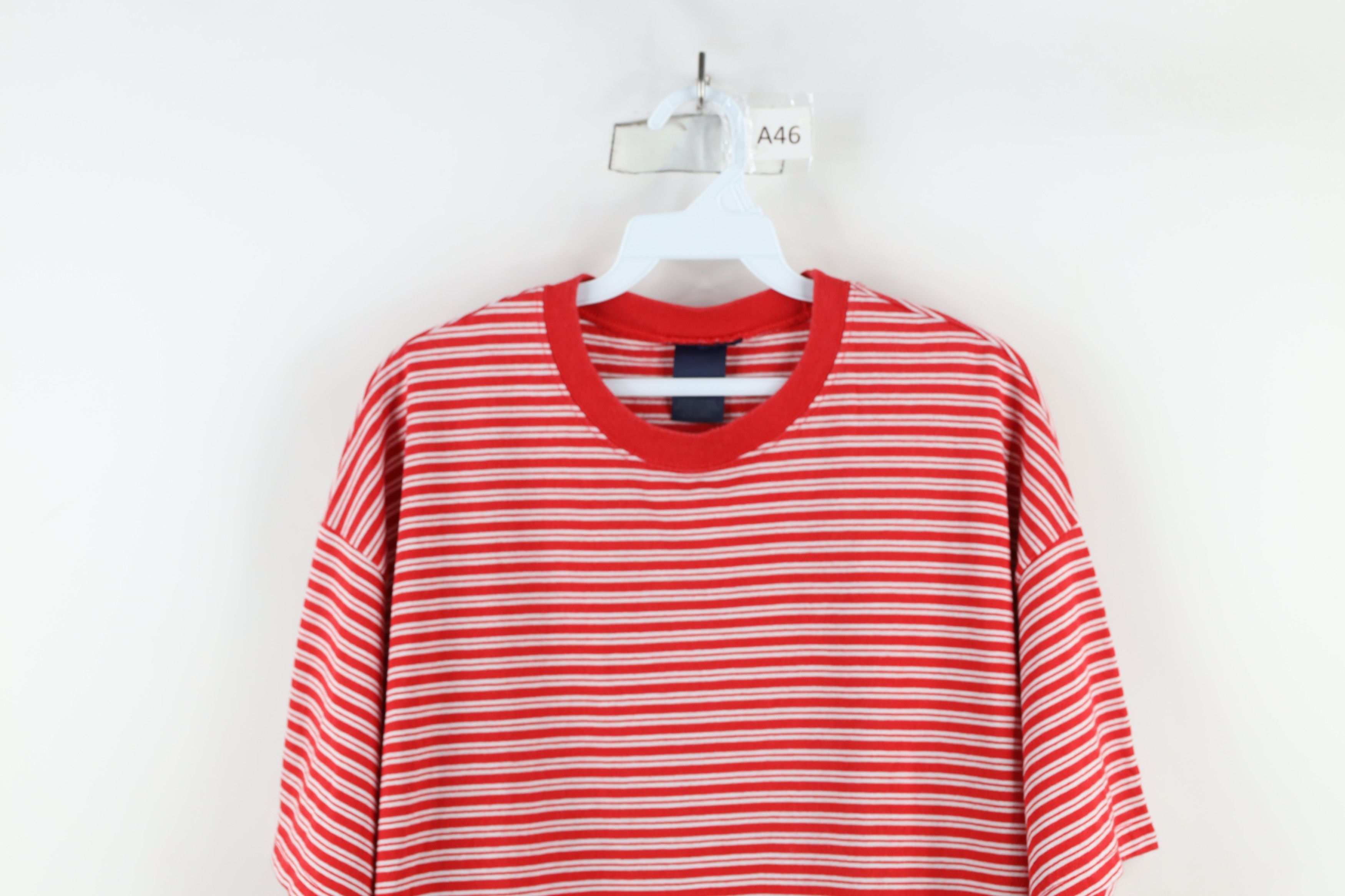Vintage Vintage 90s Streetwear Blank Candy Cane Striped T-Shirt Size US L / EU 52-54 / 3 - 2 Thumbnail