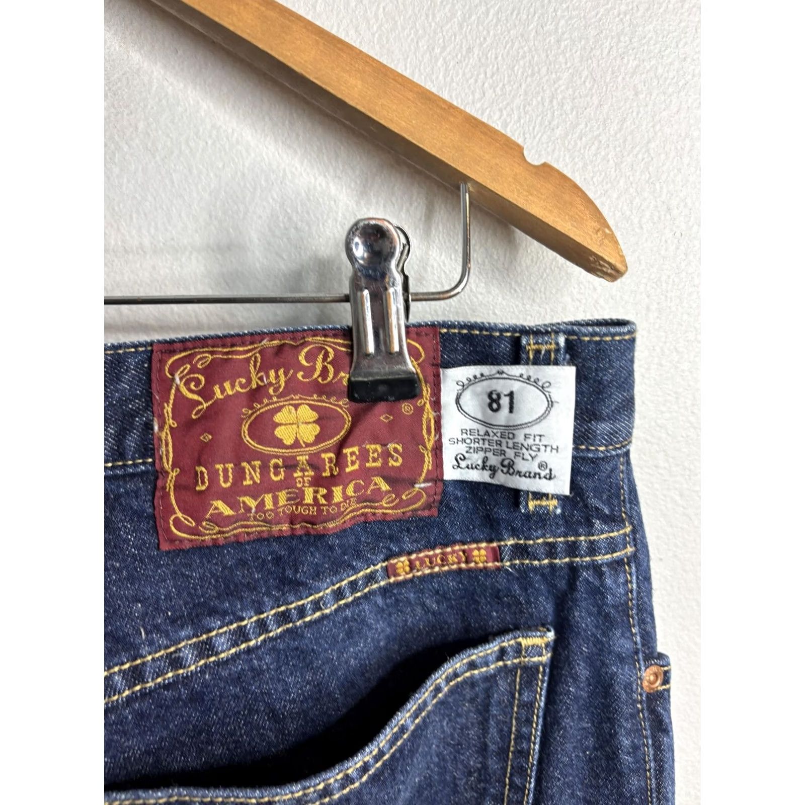 Lucky Brand VINTAGE Lucky Brand Dungarees Jeans Mens 33x29 Blue 81 Relaxed Straight USA Jeans Mens 33 Blue 5-Pocket Logo Zip Fly Size US 32 / EU 48 - 3 Thumbnail