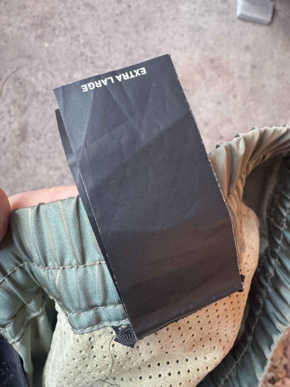 Fear of God Fear of god 7th green/gold iridescent nylon pants Size US 36 / EU 52 - 7 Thumbnail