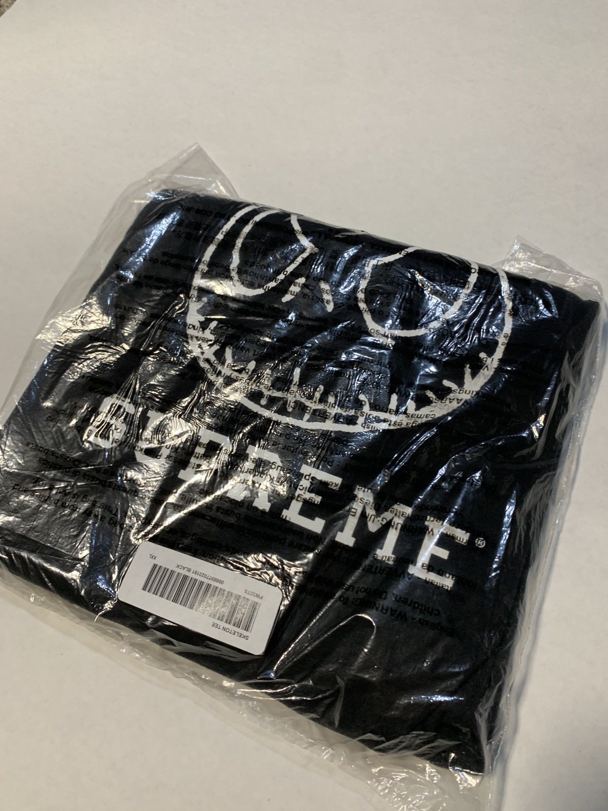 Supreme 💀🎄Supreme Skeleton Tee (FW23) Black Size US XXL / EU 58 / 5 - 3 Thumbnail