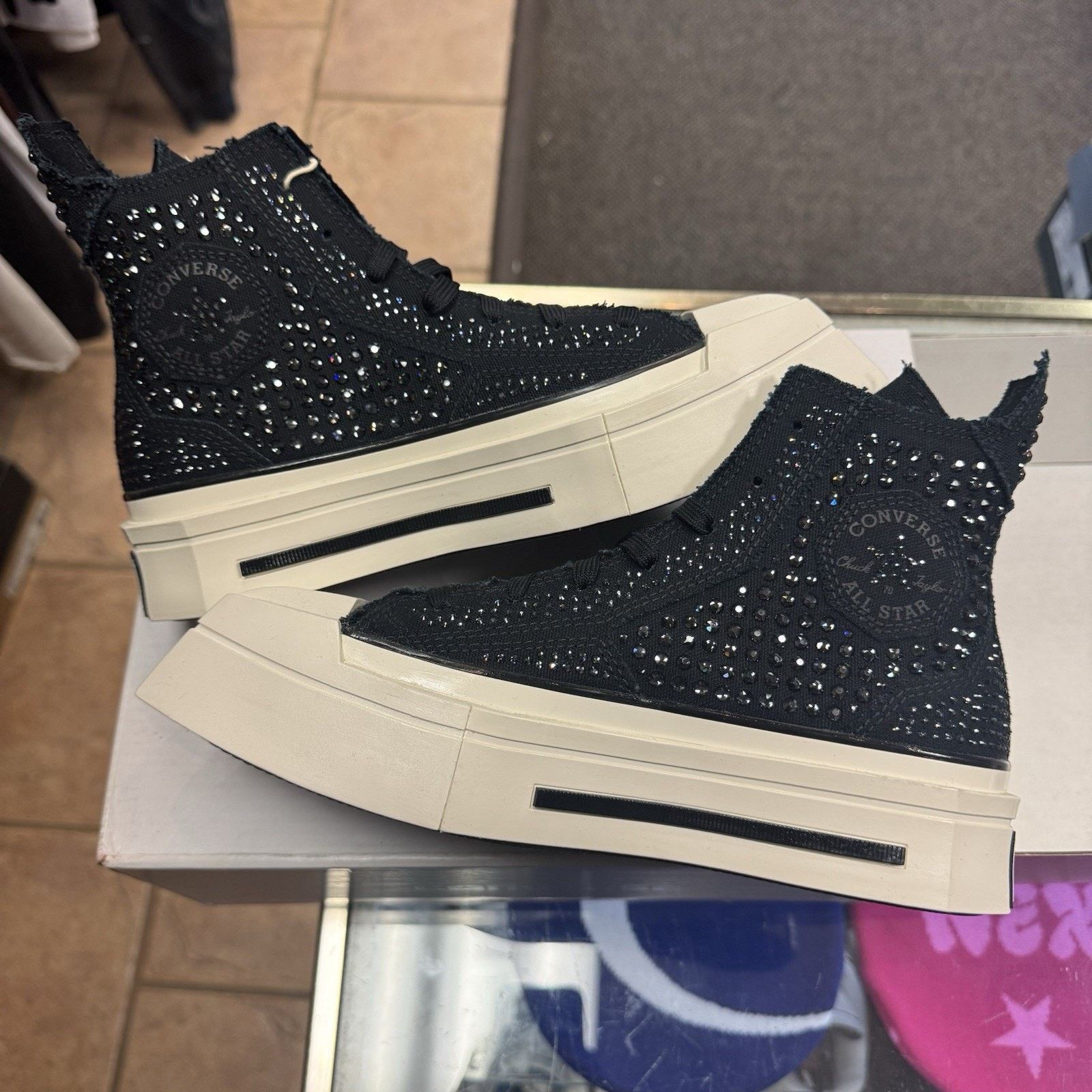 Converse Swarovski x Chuck 70 De Luxe High Crystals Size 5W