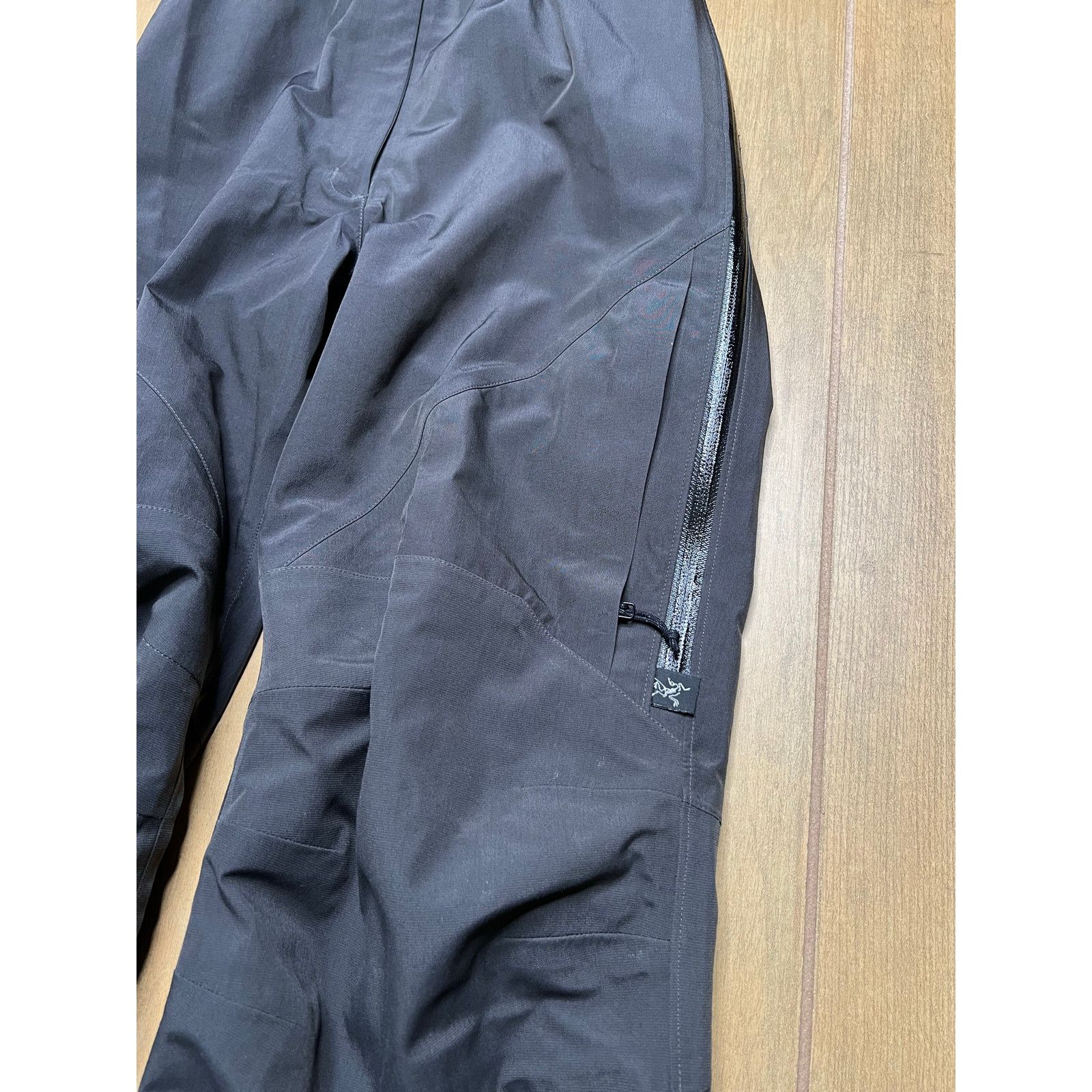 Arc'teryx Arc’teryx Gore-Tex Ski Bib Pants Women Small Black Snowboard Size 24" / US 00 / IT 34 - 6 Thumbnail