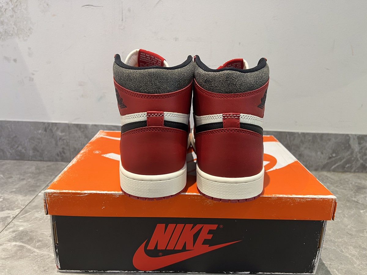 Jordan Brand Air Jordan 1 Retro High OG Chicago Lost and Found Size US 9.5 / EU 42-43 - 6 Thumbnail