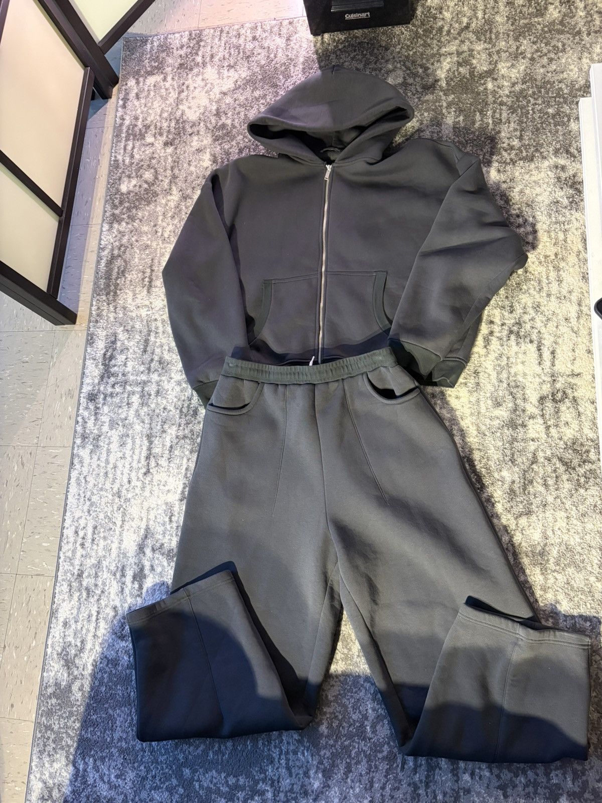 Other SweatsCollective COZY Hoodie & Straight Leg Set Size US XL / EU 56 / 4 - 2 Thumbnail