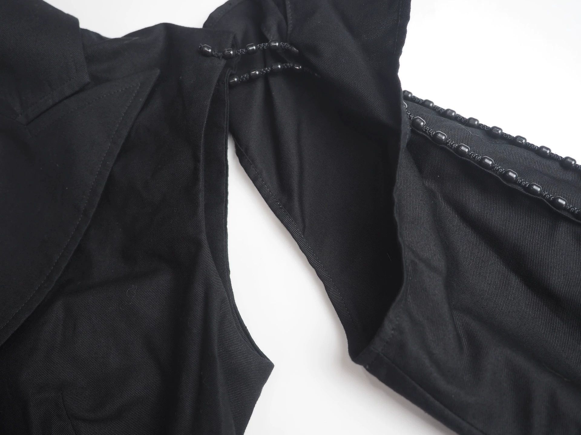 Yohji Yamamoto Yohji Yamamoto Show-Style Women's Deconstructed Beaded Suit Size M / US 6-8 / IT 42-44 - 4 Thumbnail