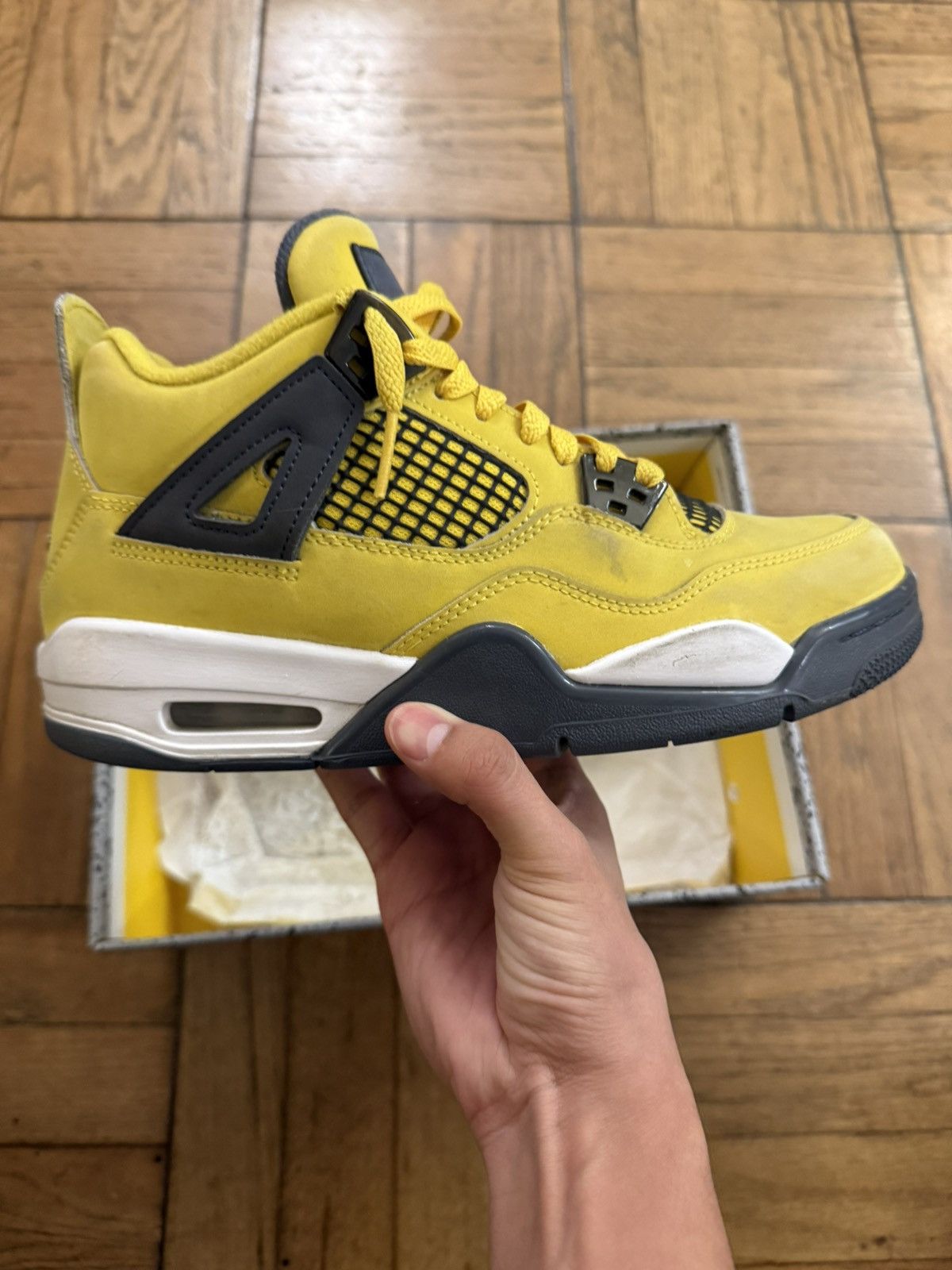 Jordan Brand Jordan 4 lightning Size US 6 / EU 39 - 5 Thumbnail
