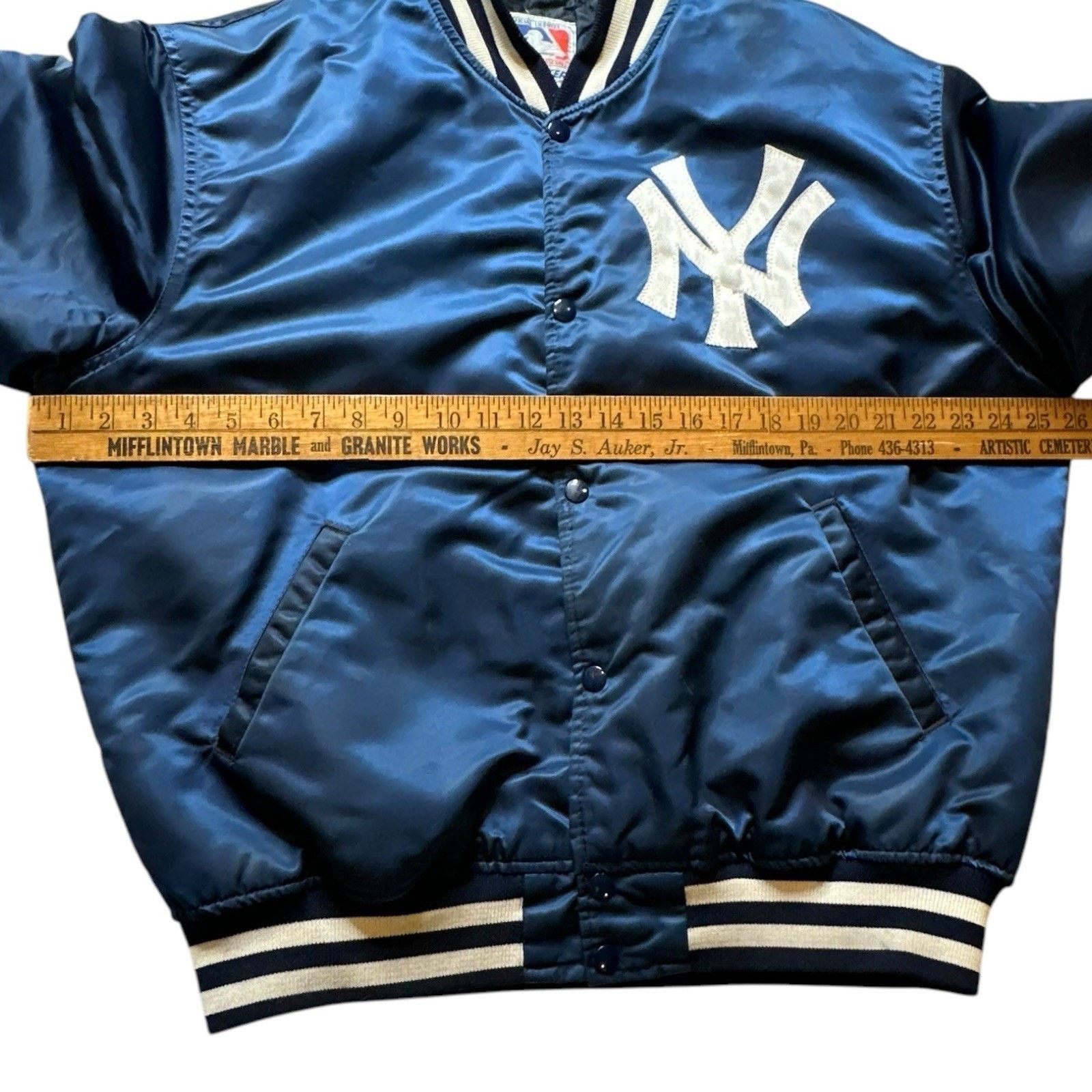 Starter VINTAGE 80s New York Yankees STARTER Satin Jacket XL Bomber Size US XL / EU 56 / 4 - 6 Thumbnail