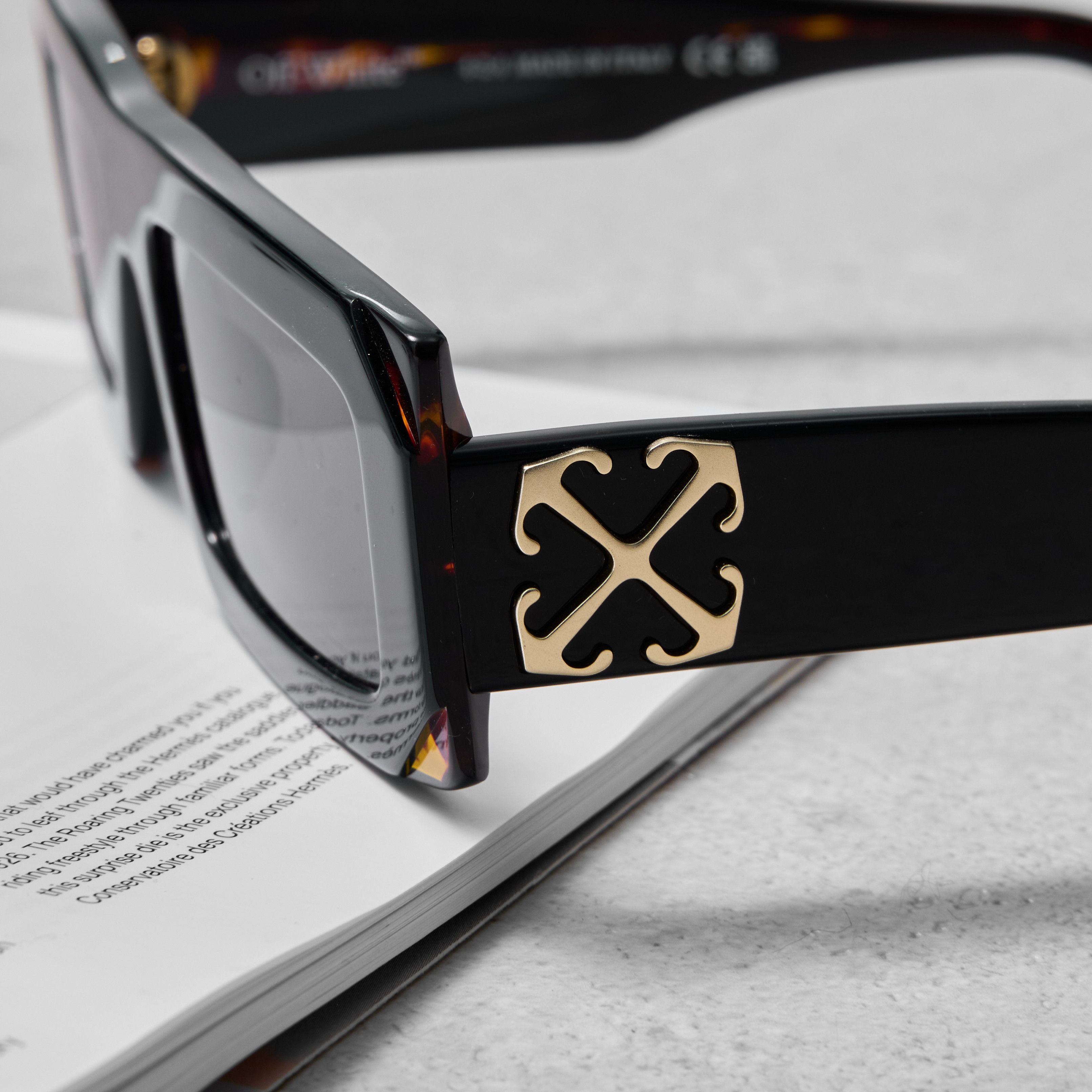 Off-White OFF WHITE LAUREL Sunglasses Size ONE SIZE - 5 Thumbnail