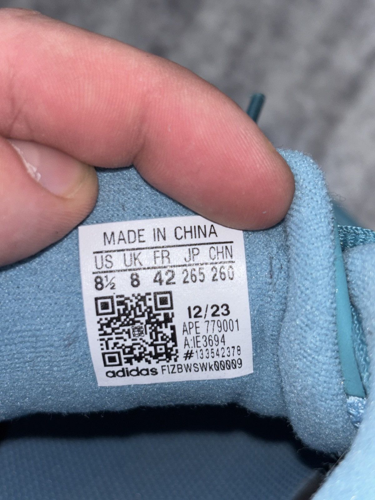 Adidas Adidas Originals Response CL turquoise Size US 8.5 / EU 41-42 - 9 Thumbnail