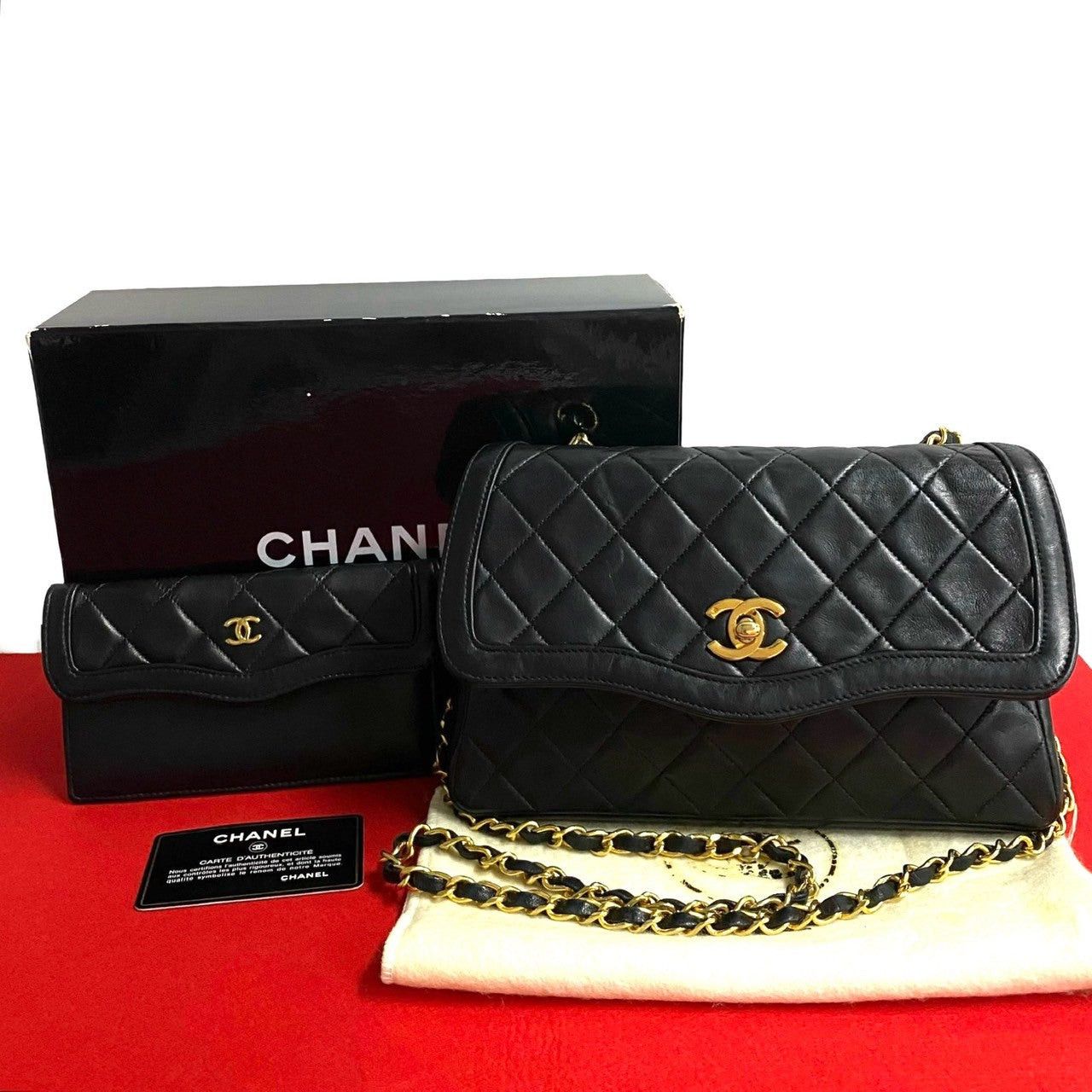 Chanel Chanel Shoulder Bag Black Leather Size ONE SIZE - 1 Thumbnail