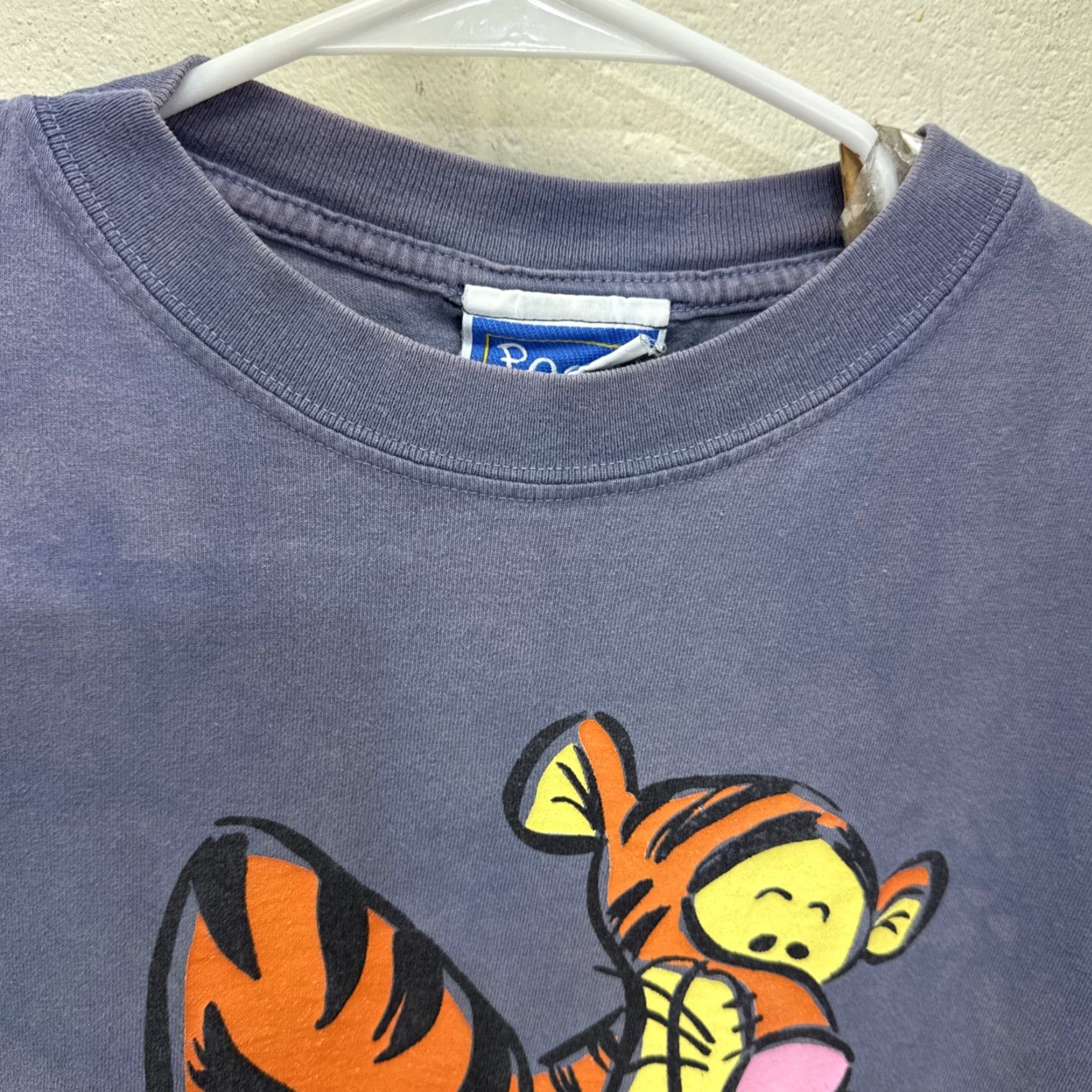 Disney VINTAGE Disney T-Shirt XL Blue Winnie the Pooh Tigger 90s Graphic Print Crew Neck Mens Size US XL / EU 56 / 4 - 5 Thumbnail