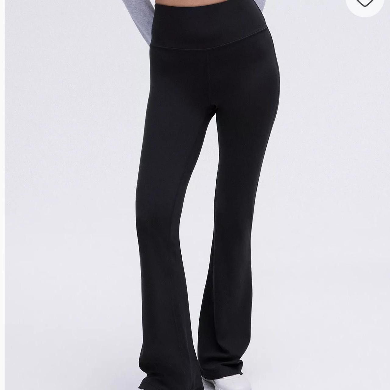 Lululemon Lululemon Women's Black Legging Size 27" / US 4 / IT 40 - 1 Thumbnail