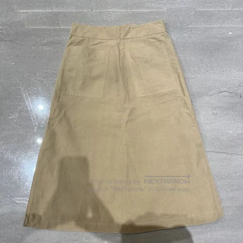 Burberry Burberry Midi Skirt in Khaki Cotton. Size 28" / US 6 / IT 42 - 2 Thumbnail
