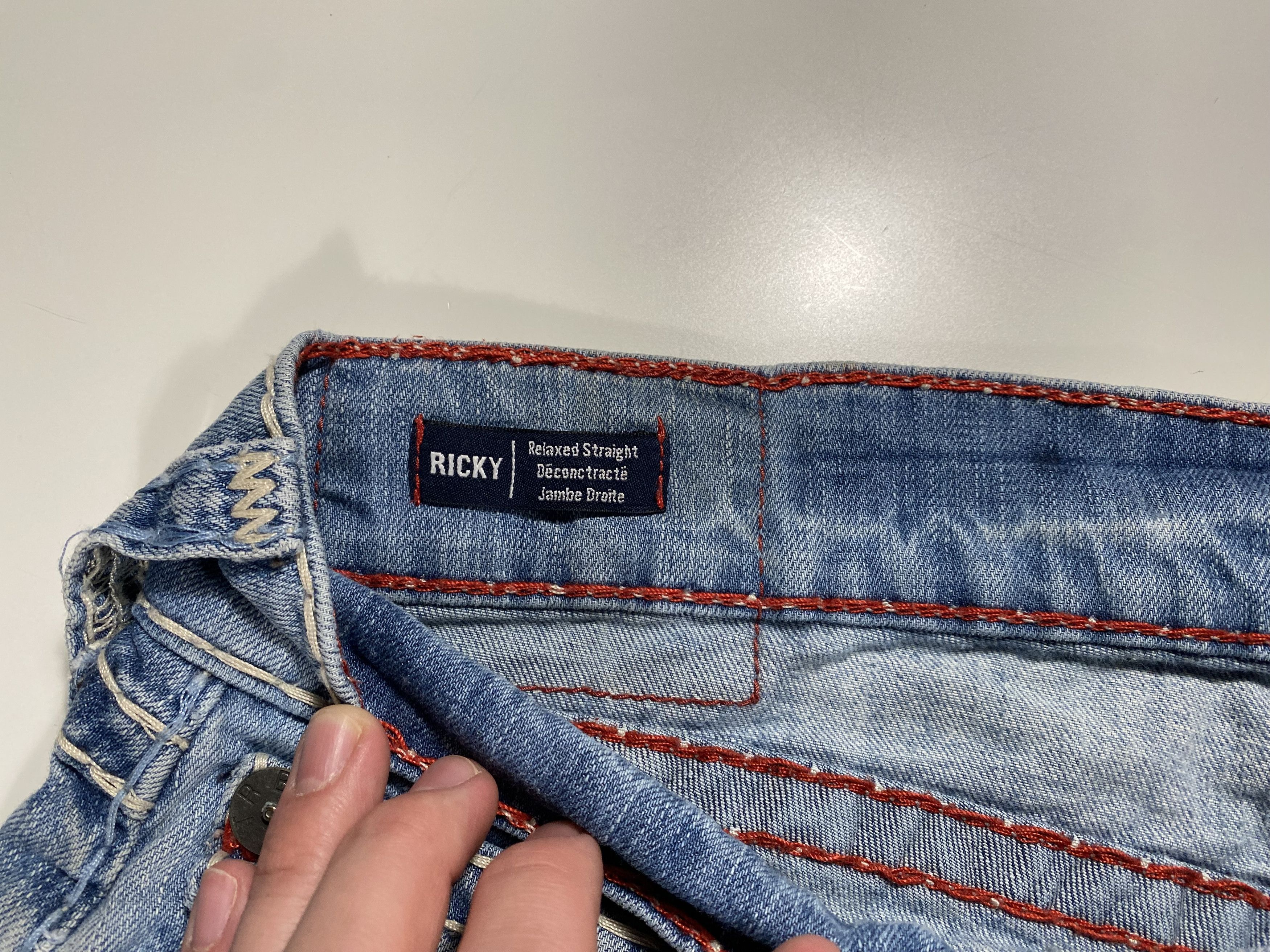 True Religion True Religion Ricky w/ Flaps Red Stitch Relaxed Jeans 38x32 Size US 38 / EU 54 - 8 Thumbnail