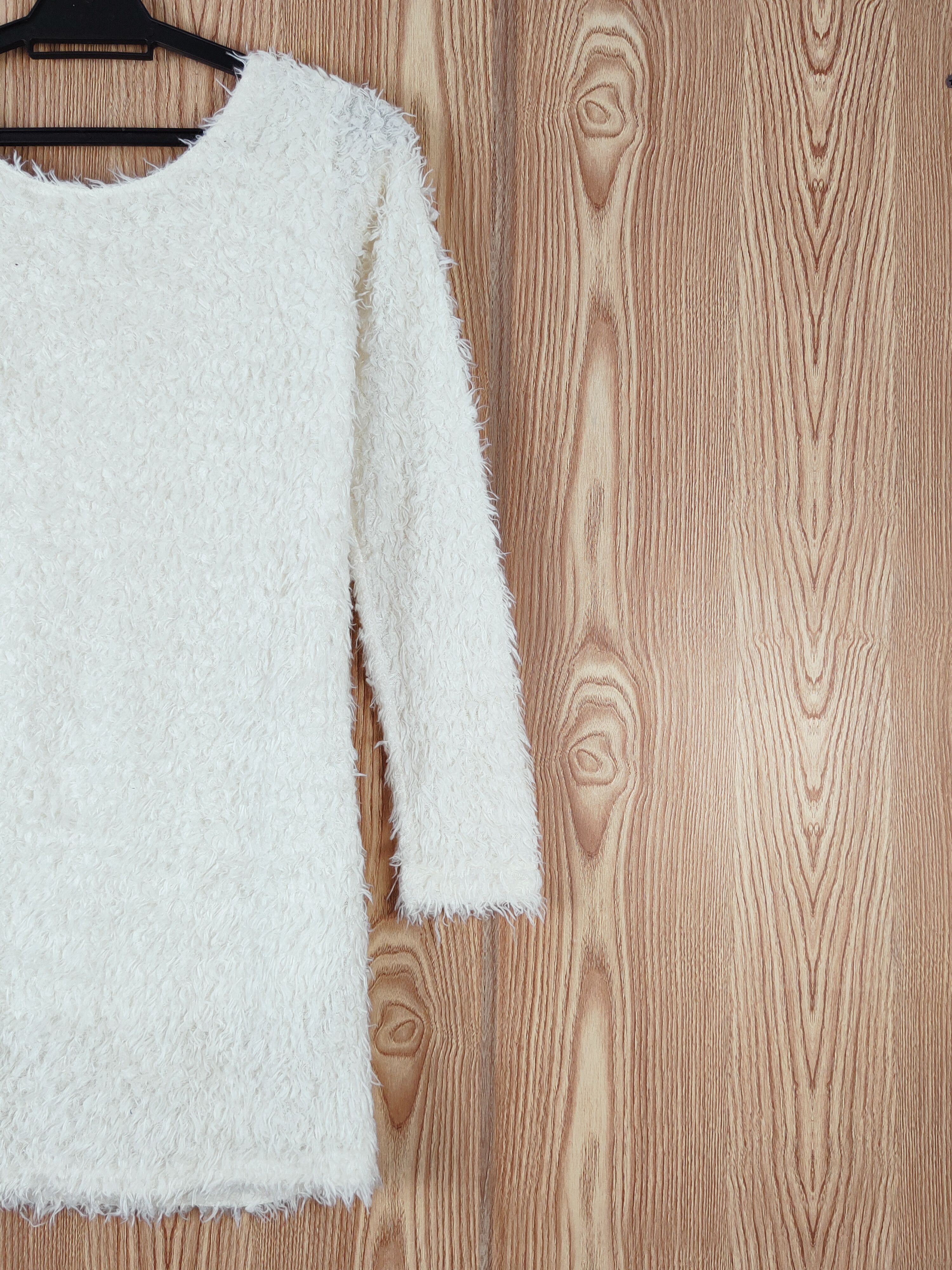 Japanese Brand × Vintage Japanese Brand Ivory Fur Mohair Faded Knitwear Size S / US 4 / IT 40 - 9 Thumbnail