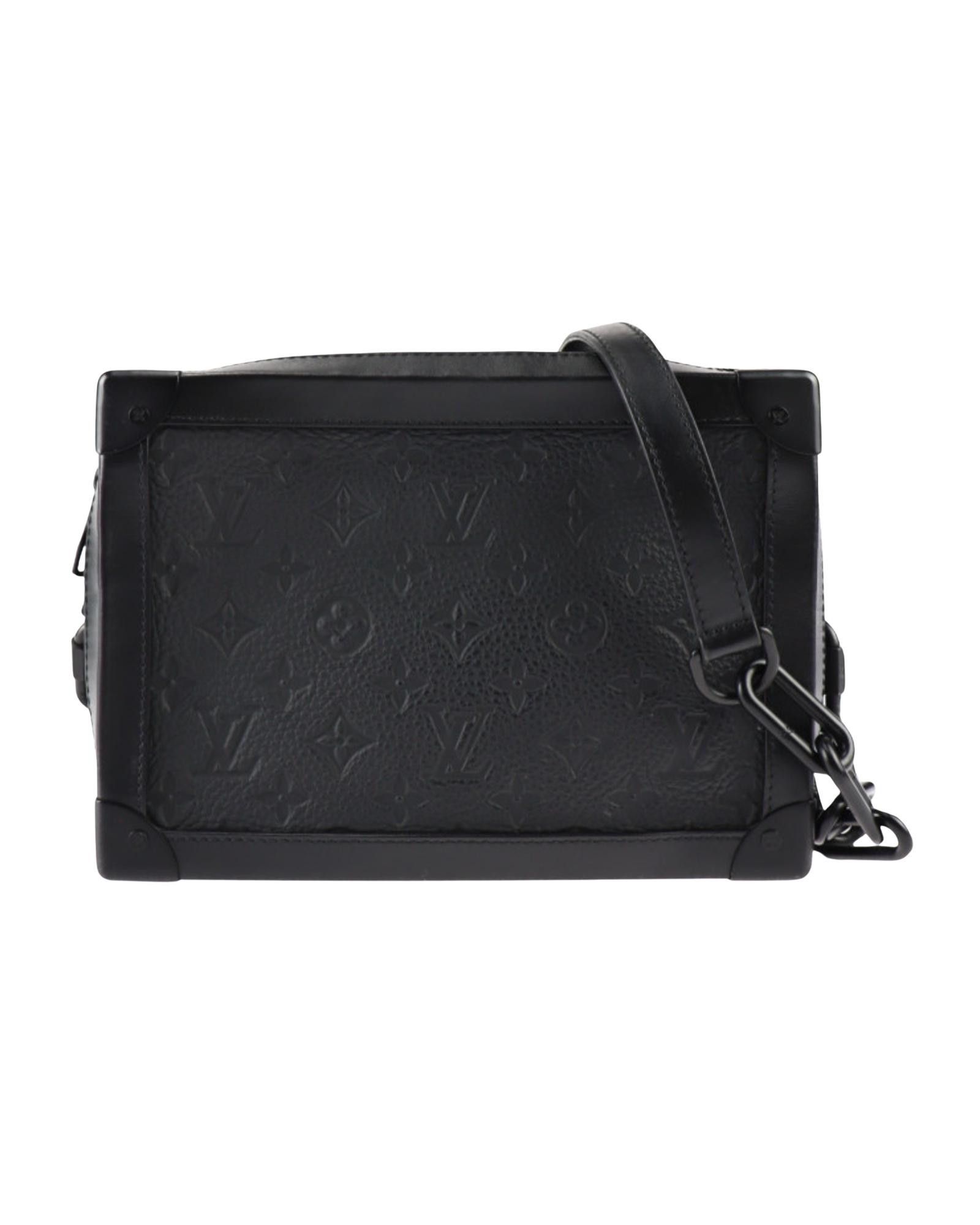 image of Louis Vuitton Versatile Leather Handbag With Zipper Closure in Black, Women's