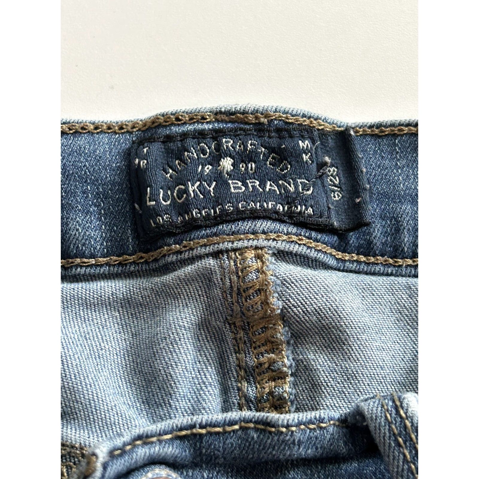 Lucky Brand Lucky Brand Brooke Legging Jean Blue Denim Distressed sz 6/28 Women Jeans Jegging Distressed Medium Wash Blue Size 28" / US 6 / IT 42 - 6 Thumbnail