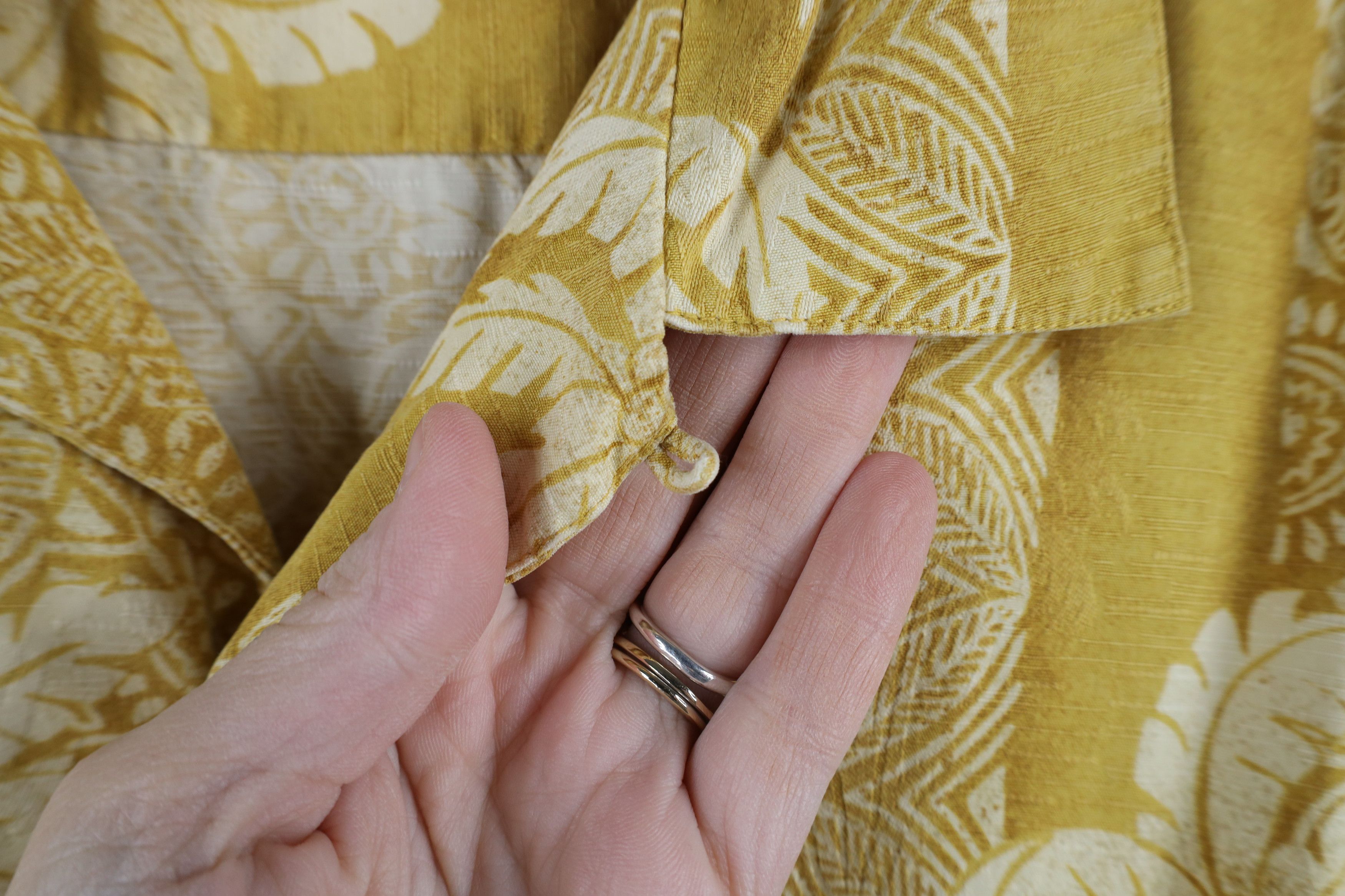 Tommy Bahama × Vintage Vintage 90s Tommy Bahama Looped Collar Hawaiian Button Shirt Size US L / EU 52-54 / 3 - 4 Thumbnail