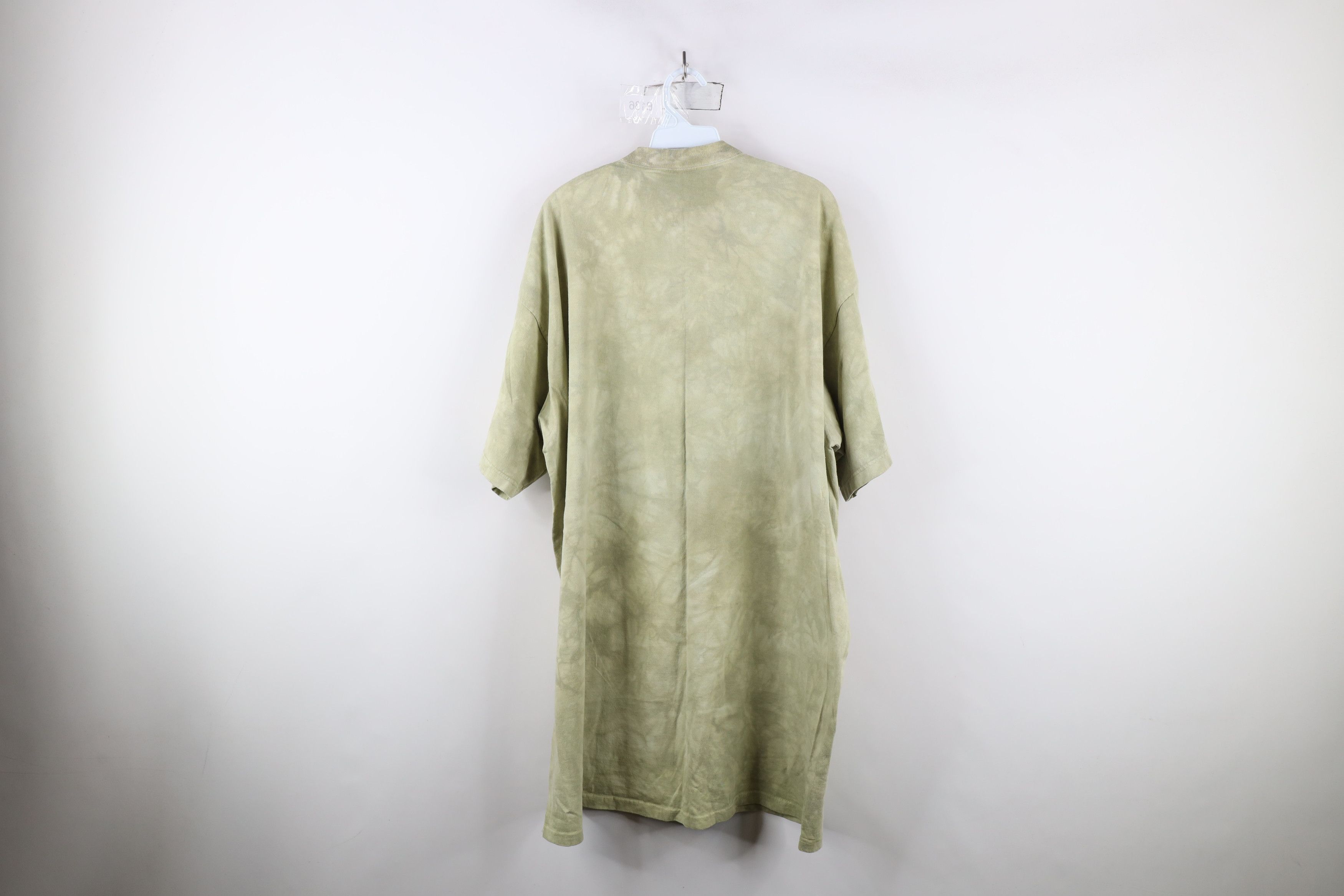 Vintage Vintage Y2K 2002 Streetwear Nature Bear Acid Wash T-Shirt Size US XXL / EU 58 / 5 - 10 Thumbnail