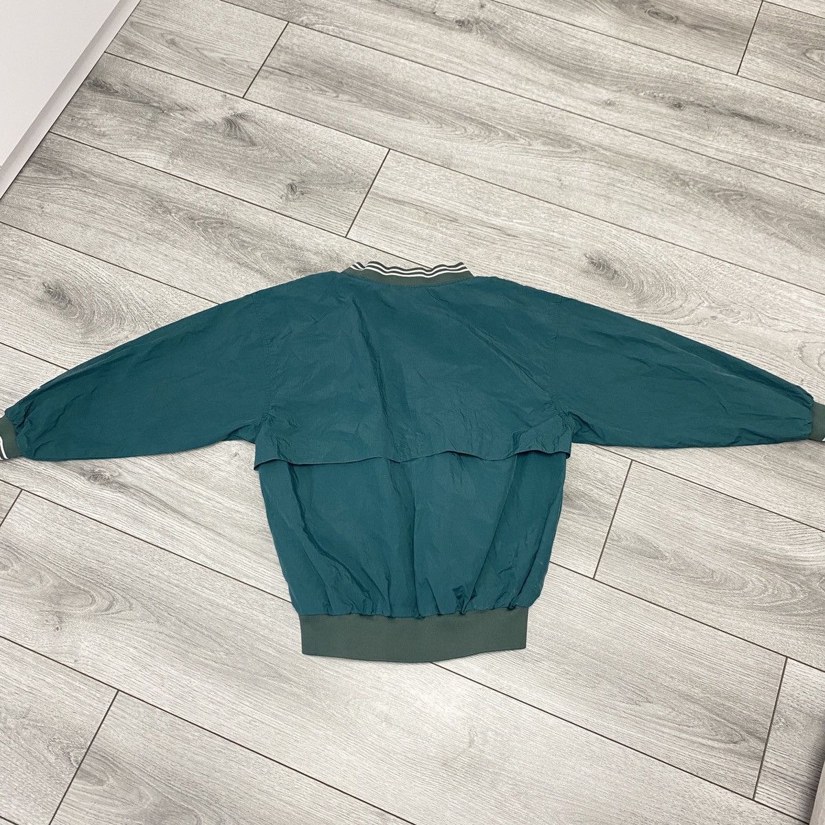 Nike × Vintage Nike Vintage Nylon Sweatshirt 90’s Size S / US 4 / IT 40 - 3 Thumbnail