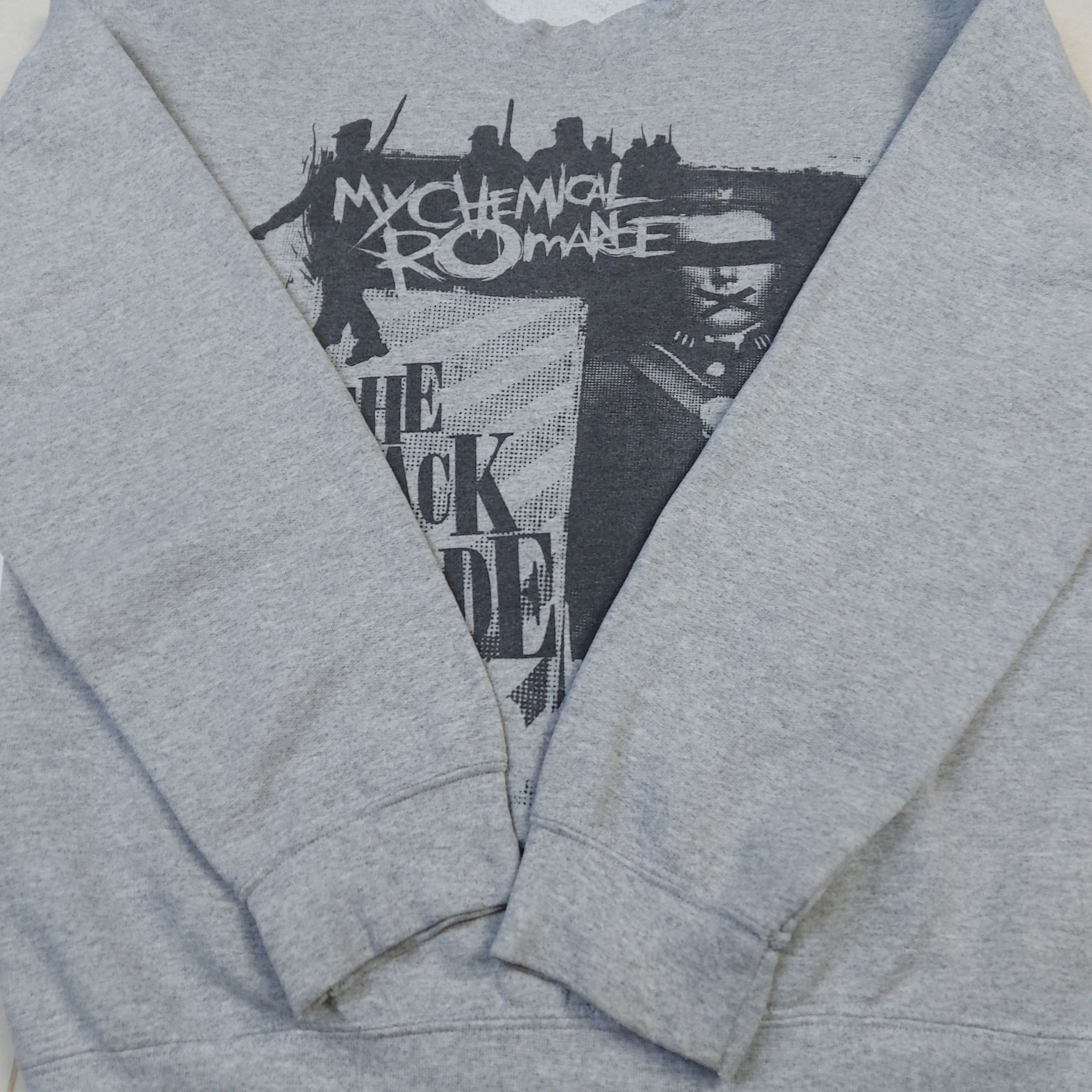 My Chemical Romance Vintage 2006 My Chemical Romance The Black Parade Sweatshirt Size US M / EU 48-50 / 2 - 7 Thumbnail
