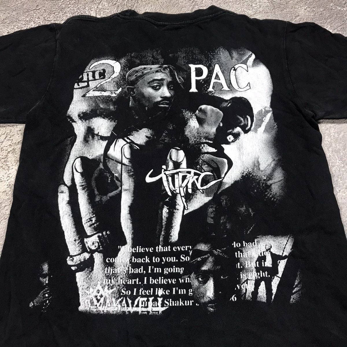 Band Tees Vintage Band Tee Tupac Amaru Shakur Rap Tee HIphop Music 90s Size US S / EU 44-46 / 1 - 6 Thumbnail
