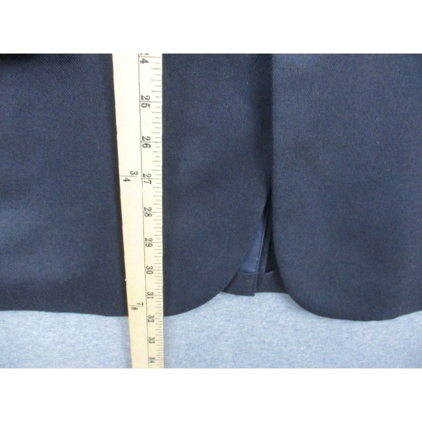 Brooks Brothers Brooks Brothers Makers 1818 Sport Coat Gray Wool 46R Blazer Mens (Jacket) Regular Notch Lapel Four-Button Vintage No? Size 46R - 6 Thumbnail