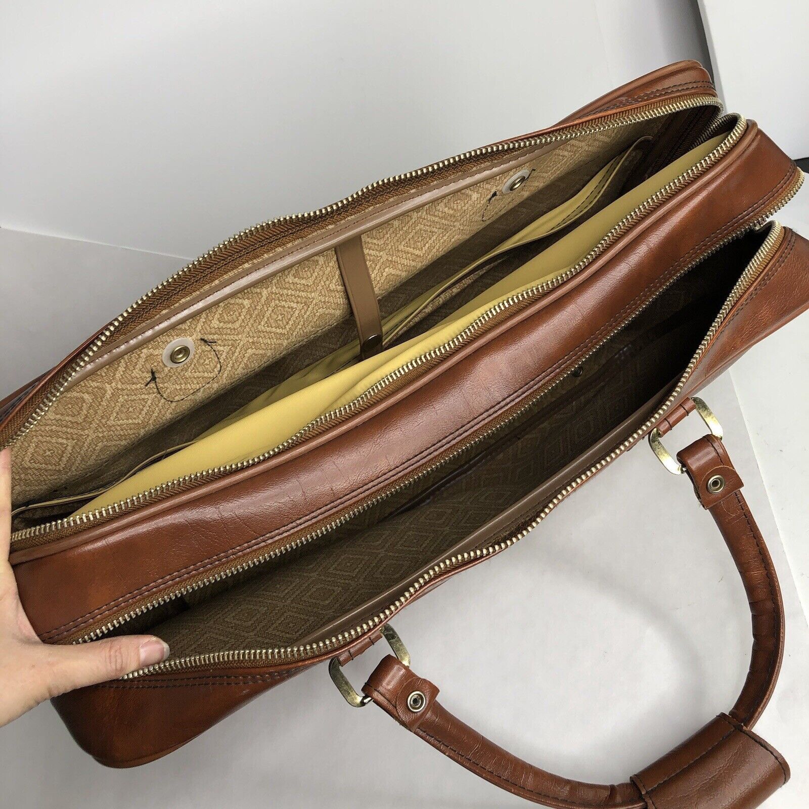 Sears Vtg Sears Briefcase Carry-on Brown Bag FauxLeather 21”x12.5” Size ONE SIZE - 14 Thumbnail