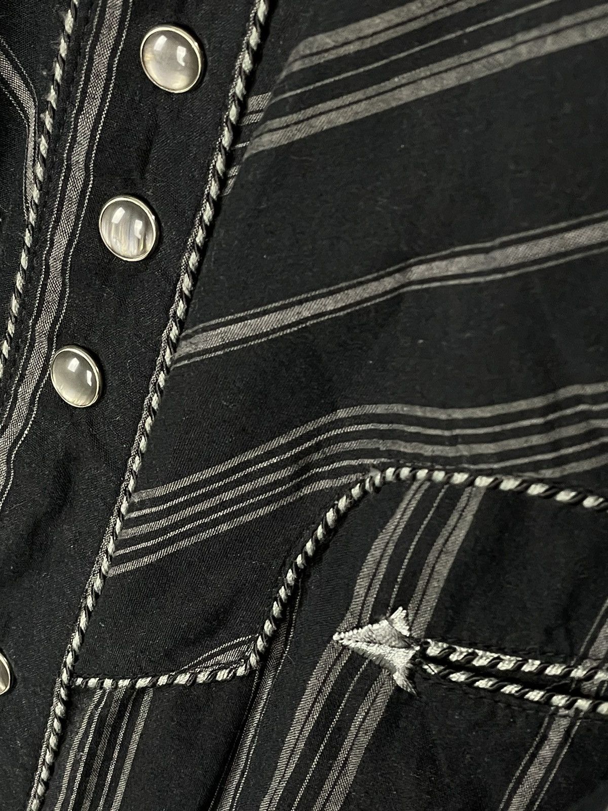 Affliction × Japanese Brand × Vintage Vintage Y2K Embroidered Punk Gothic Opium Shirt Button Ups Size US L / EU 52-54 / 3 - 11 Thumbnail